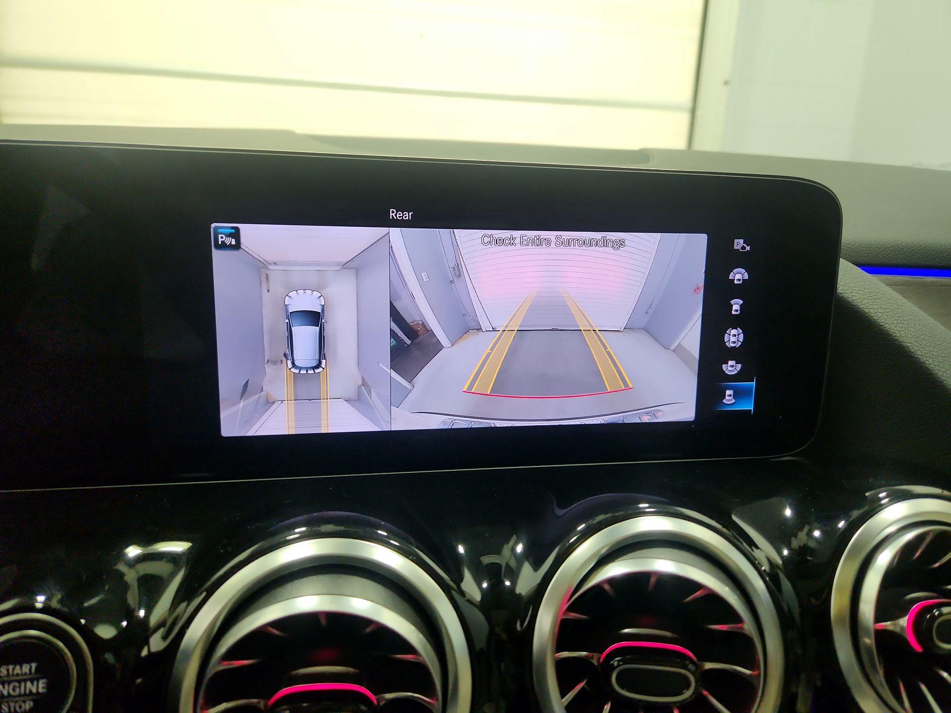 Thumbnail: 2023 Mercedes-Benz GLA - 14