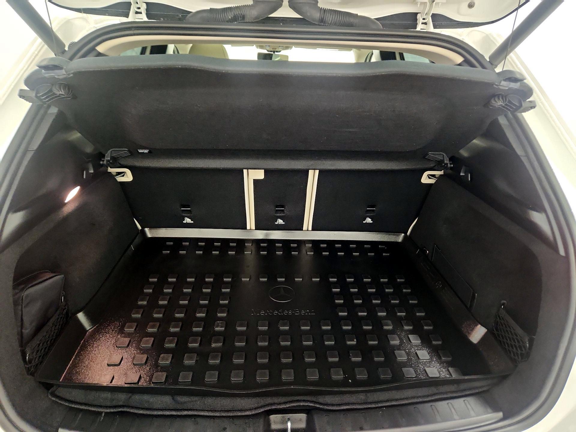 Thumbnail: 2023 Mercedes-Benz GLA - 20