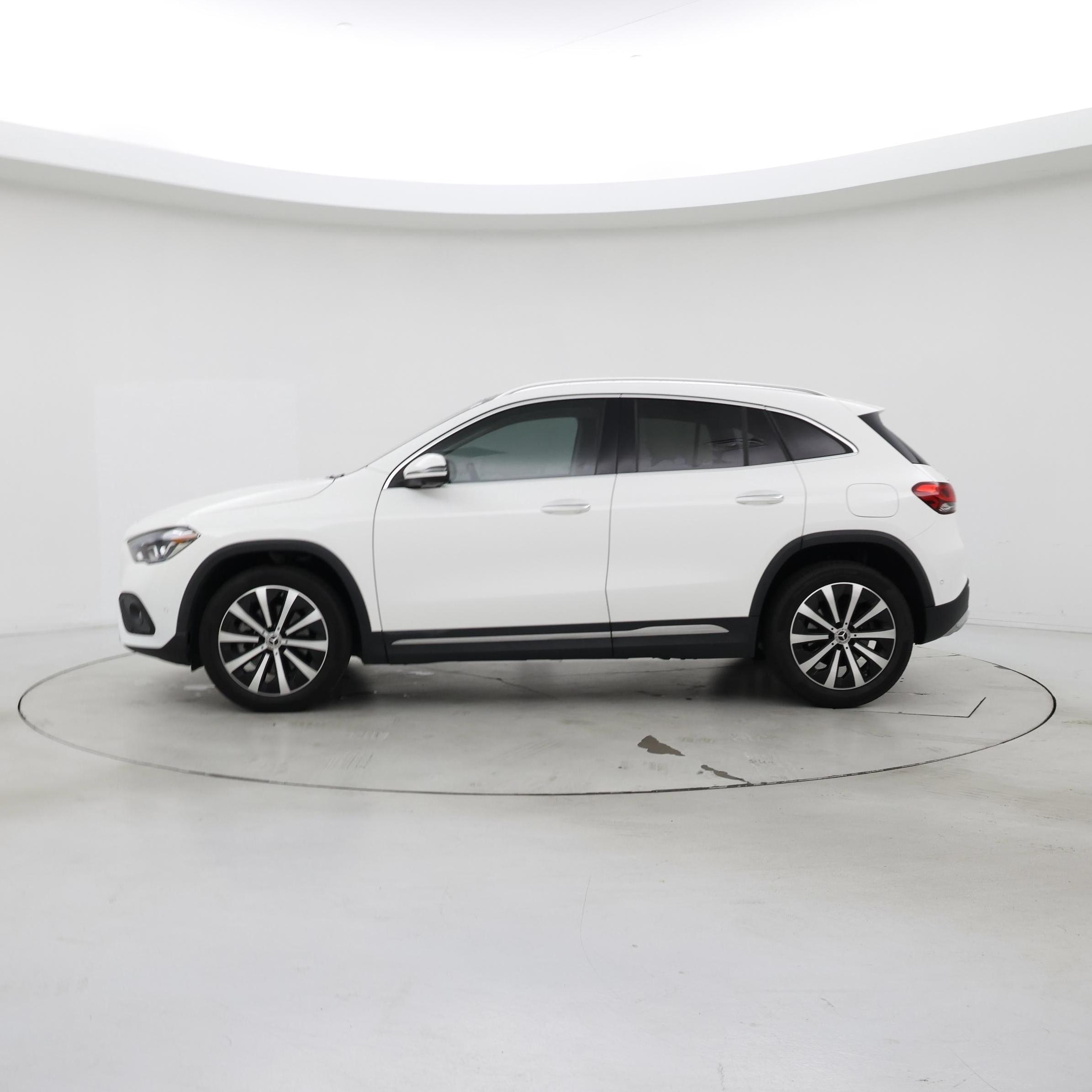 Thumbnail: 2023 Mercedes-Benz GLA - 3