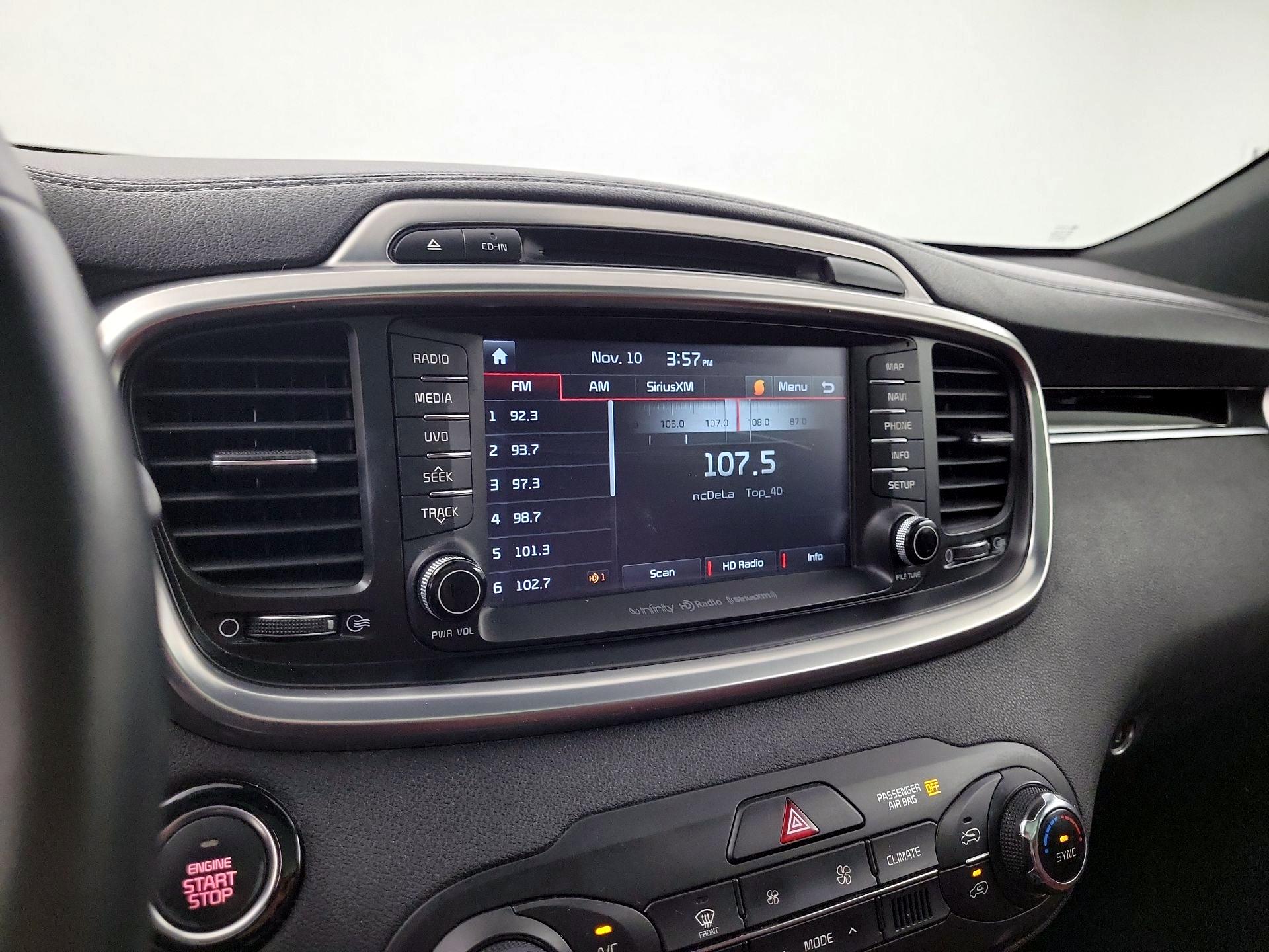 Thumbnail: 2016 Kia Sorento - 14