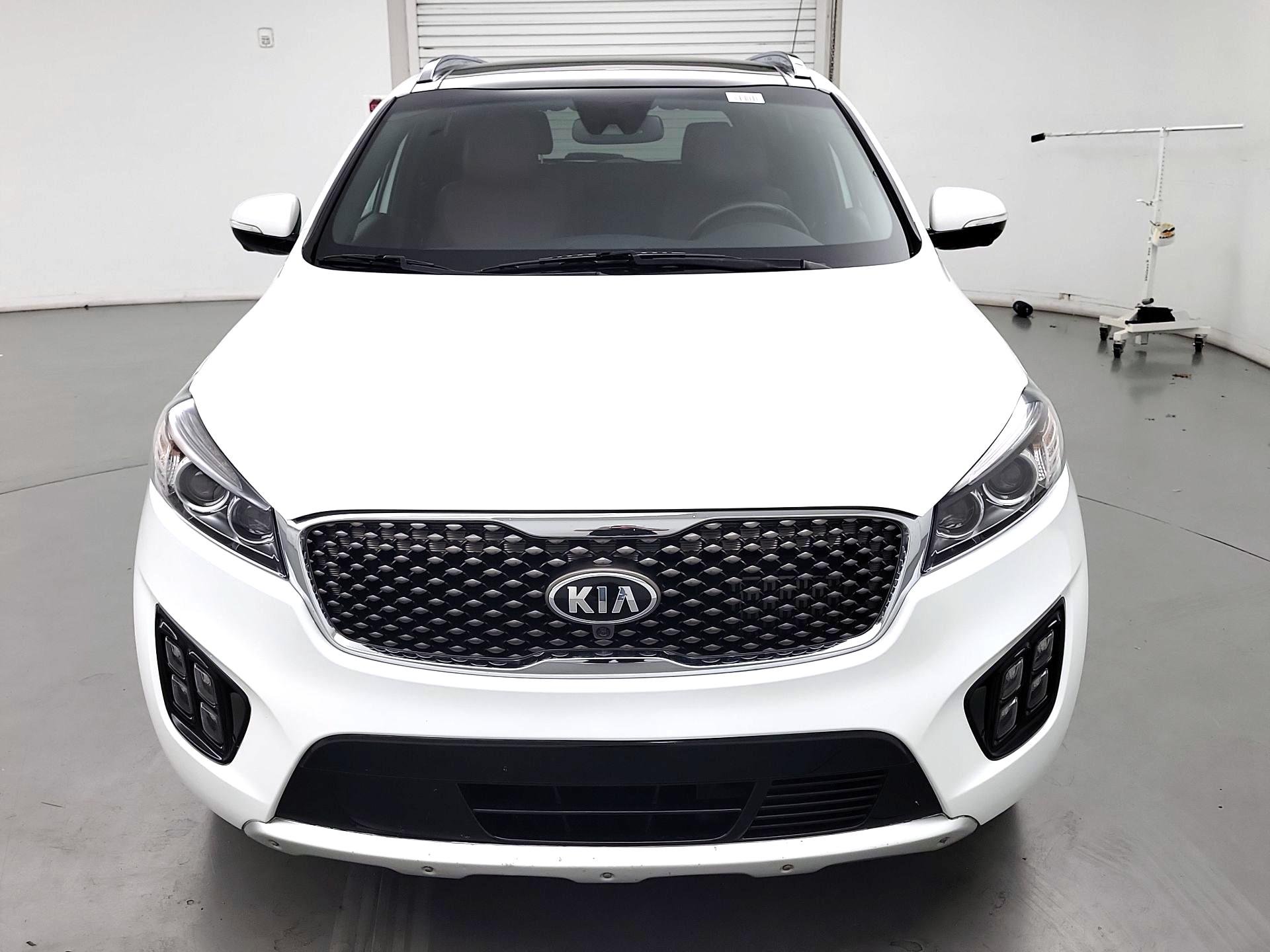 Thumbnail: 2016 Kia Sorento - 2