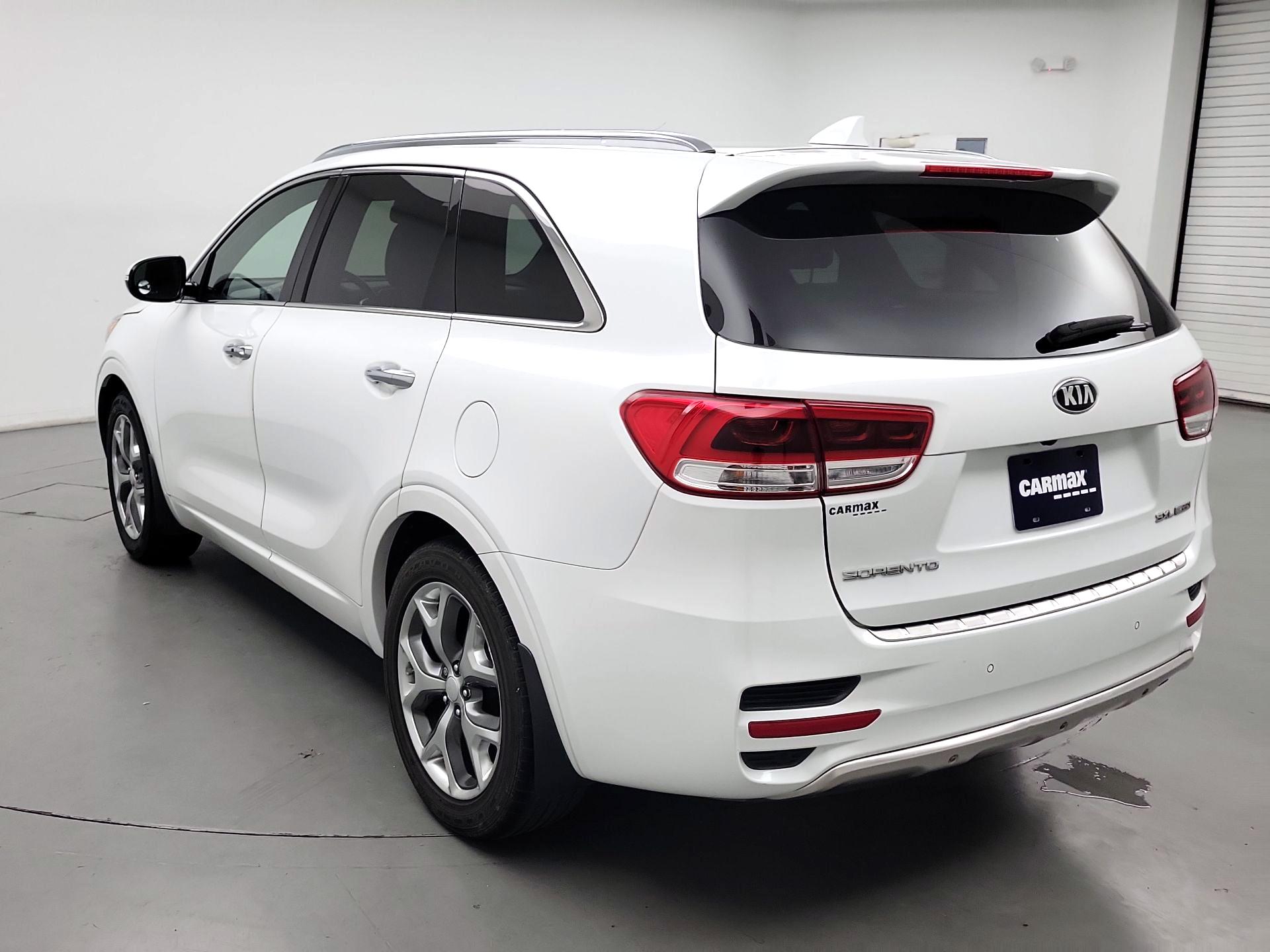 Thumbnail: 2016 Kia Sorento - 7