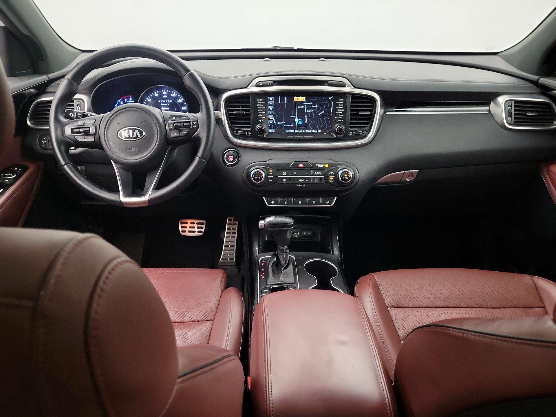 Thumbnail: 2016 Kia Sorento - 8