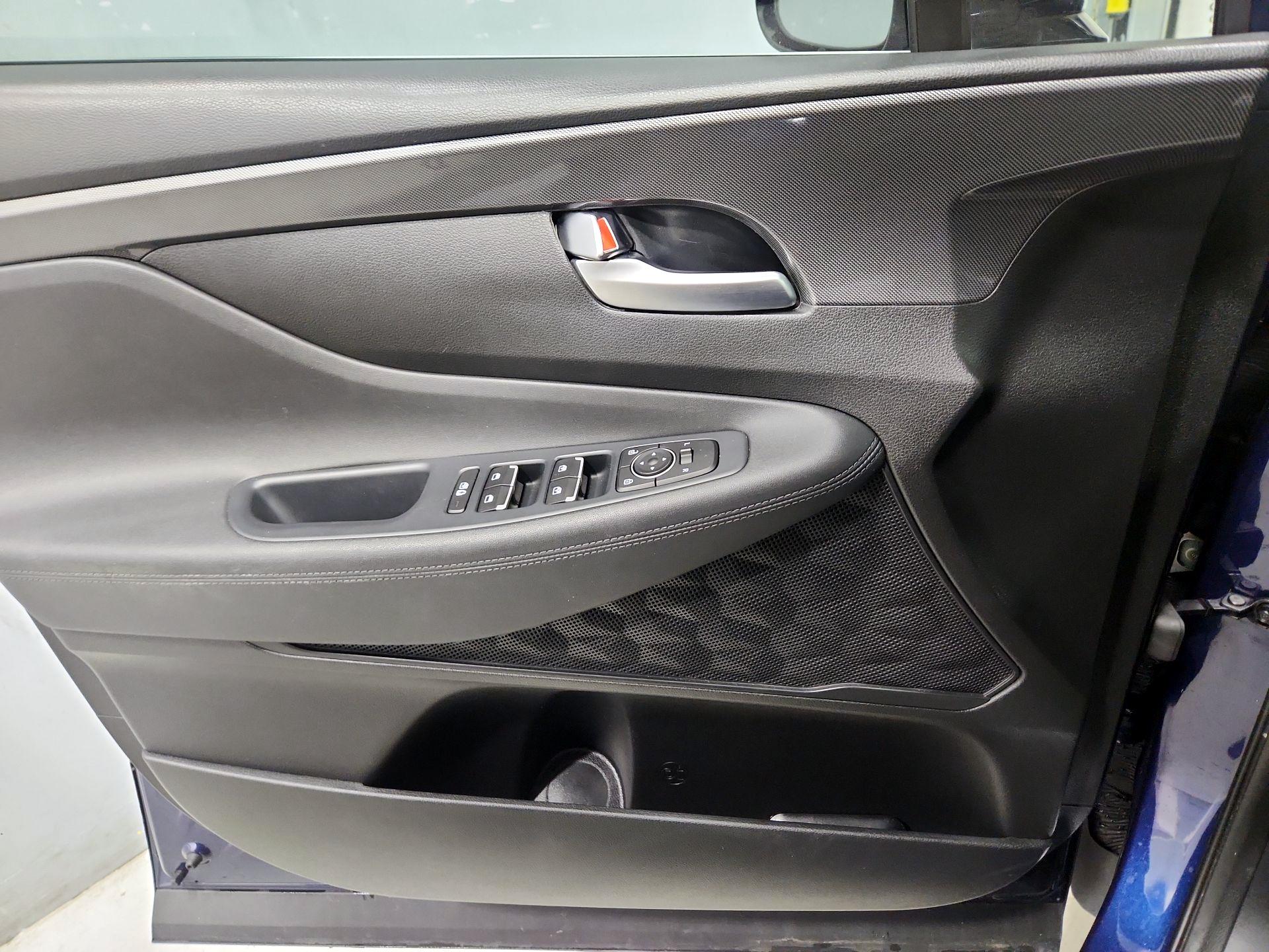 Thumbnail: 2021 Hyundai Santa Fe - 12