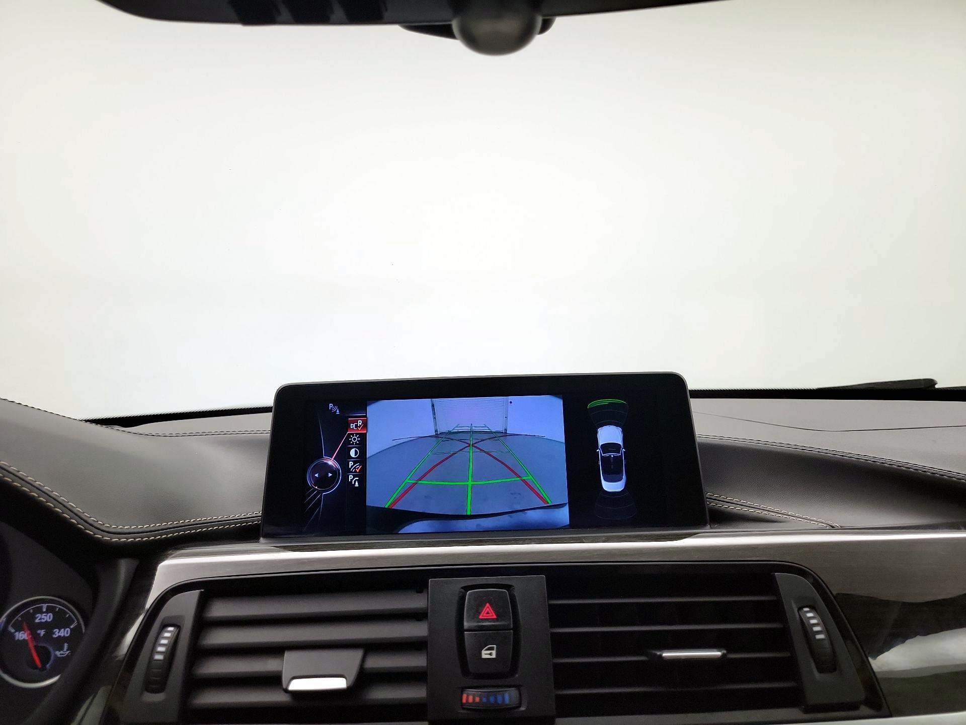 Thumbnail: 2015 BMW M4 - 12