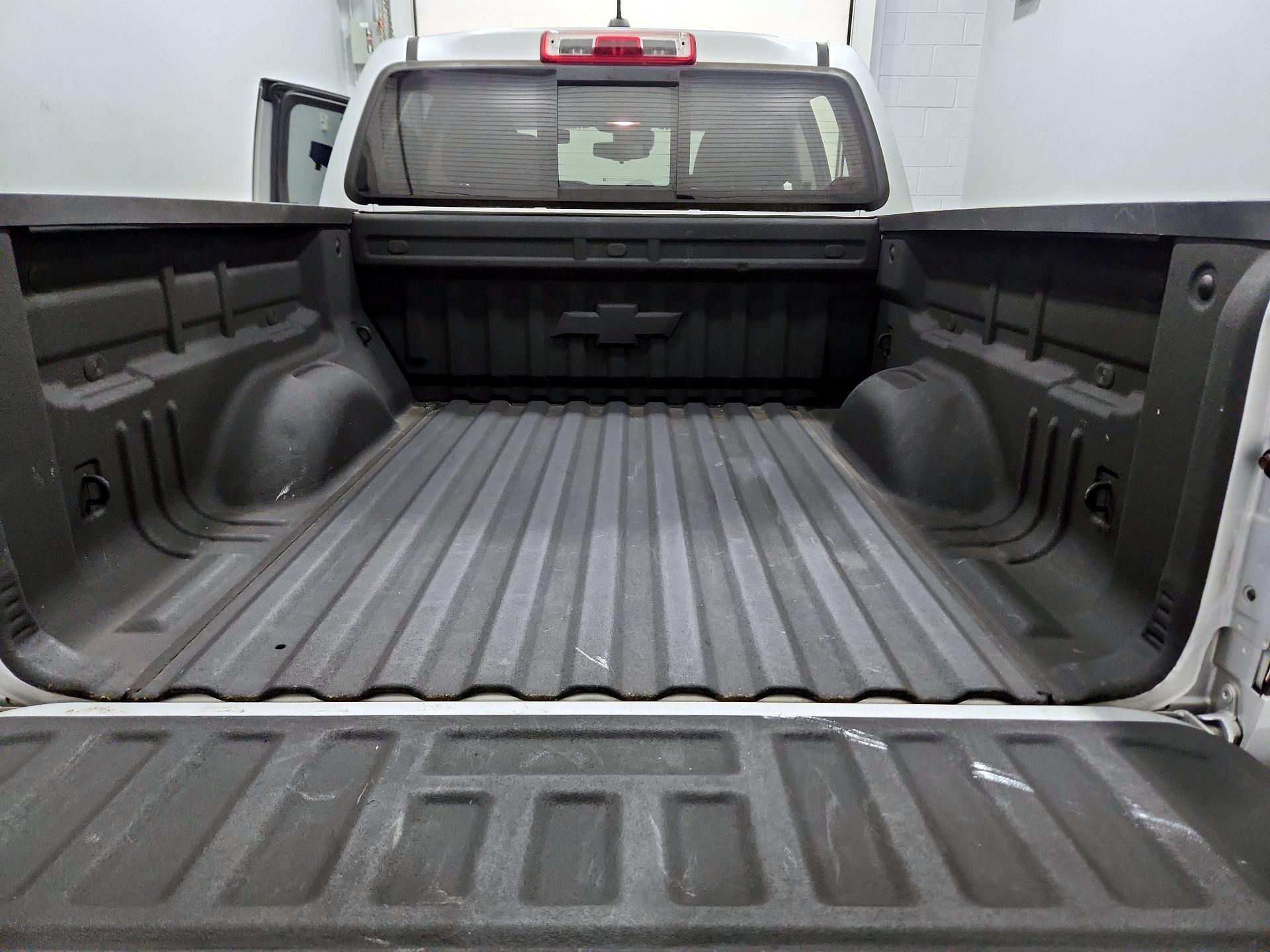 Thumbnail: 2019 Chevrolet Colorado - 20