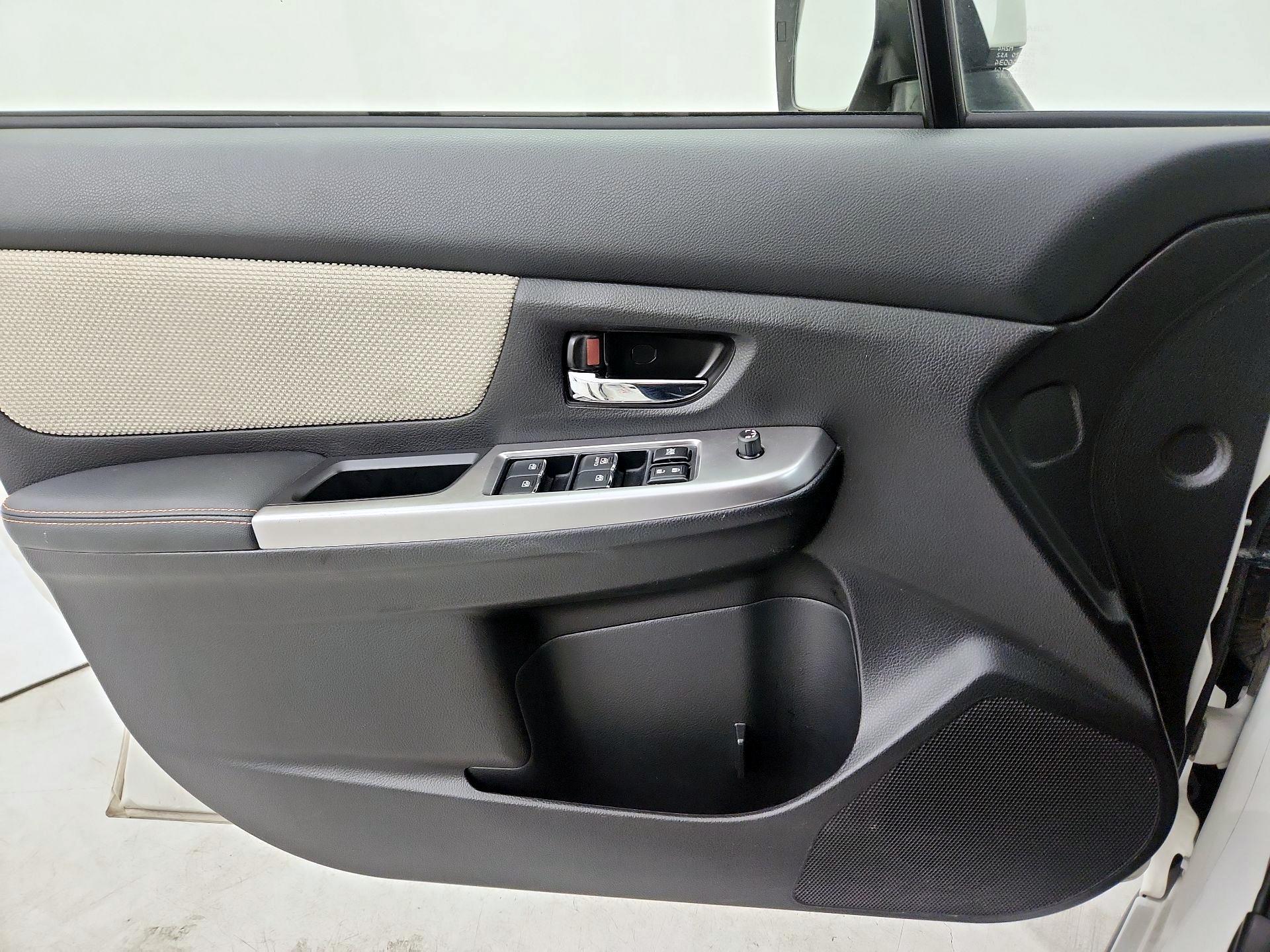 Thumbnail: 2017 Subaru Crosstrek - 12