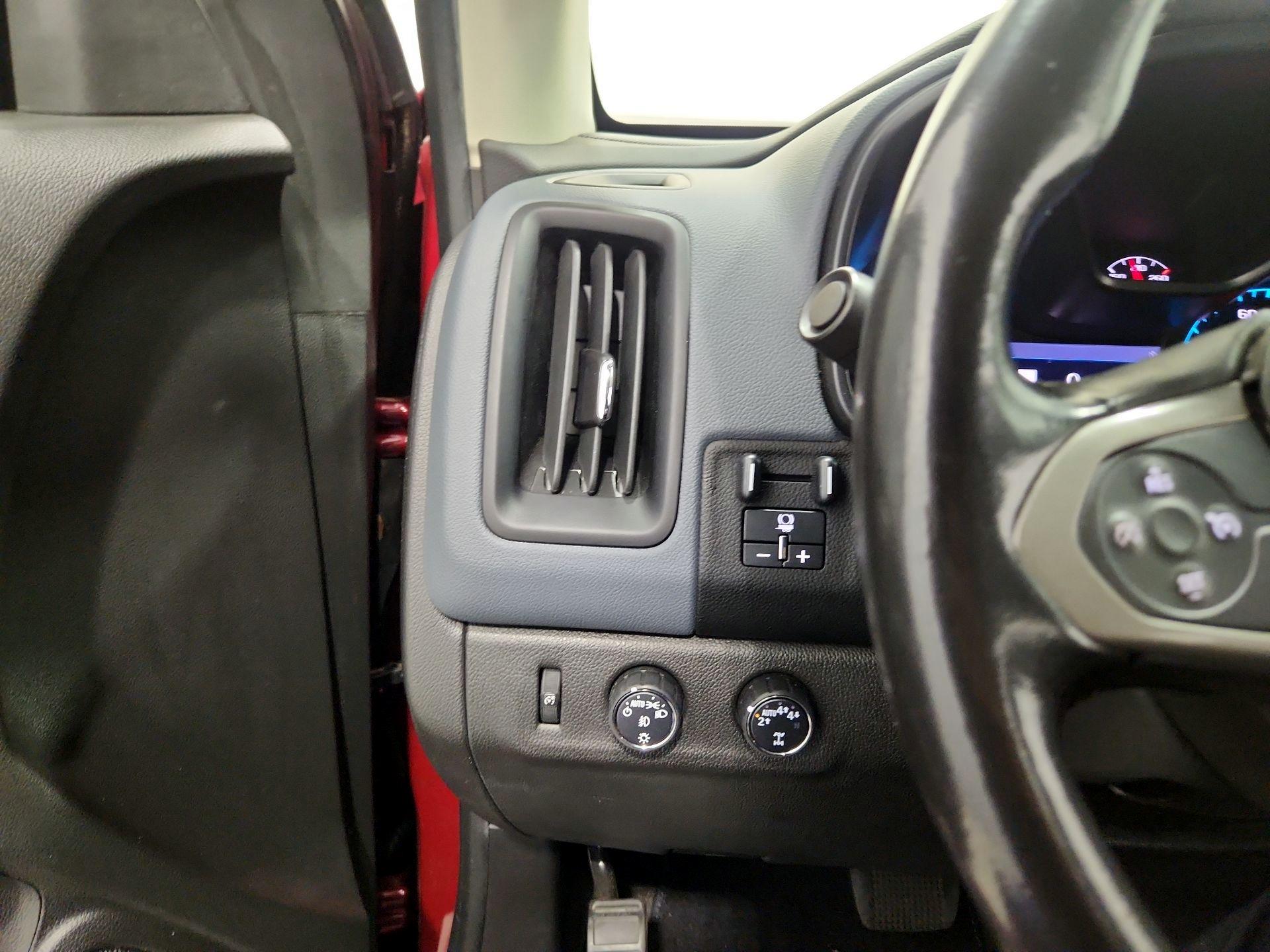 Thumbnail: 2020 Chevrolet Colorado - 13