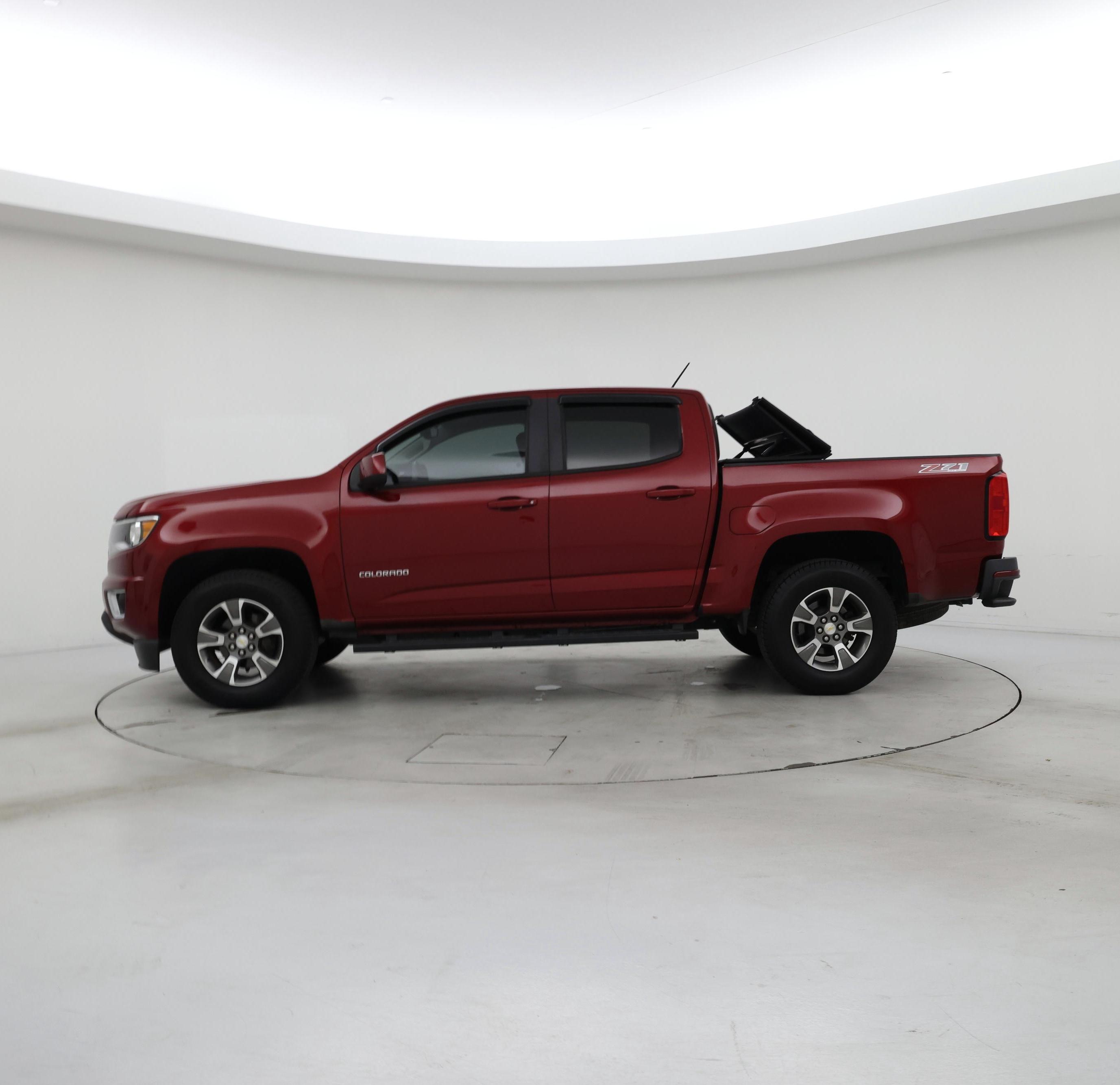 Thumbnail: 2020 Chevrolet Colorado - 3