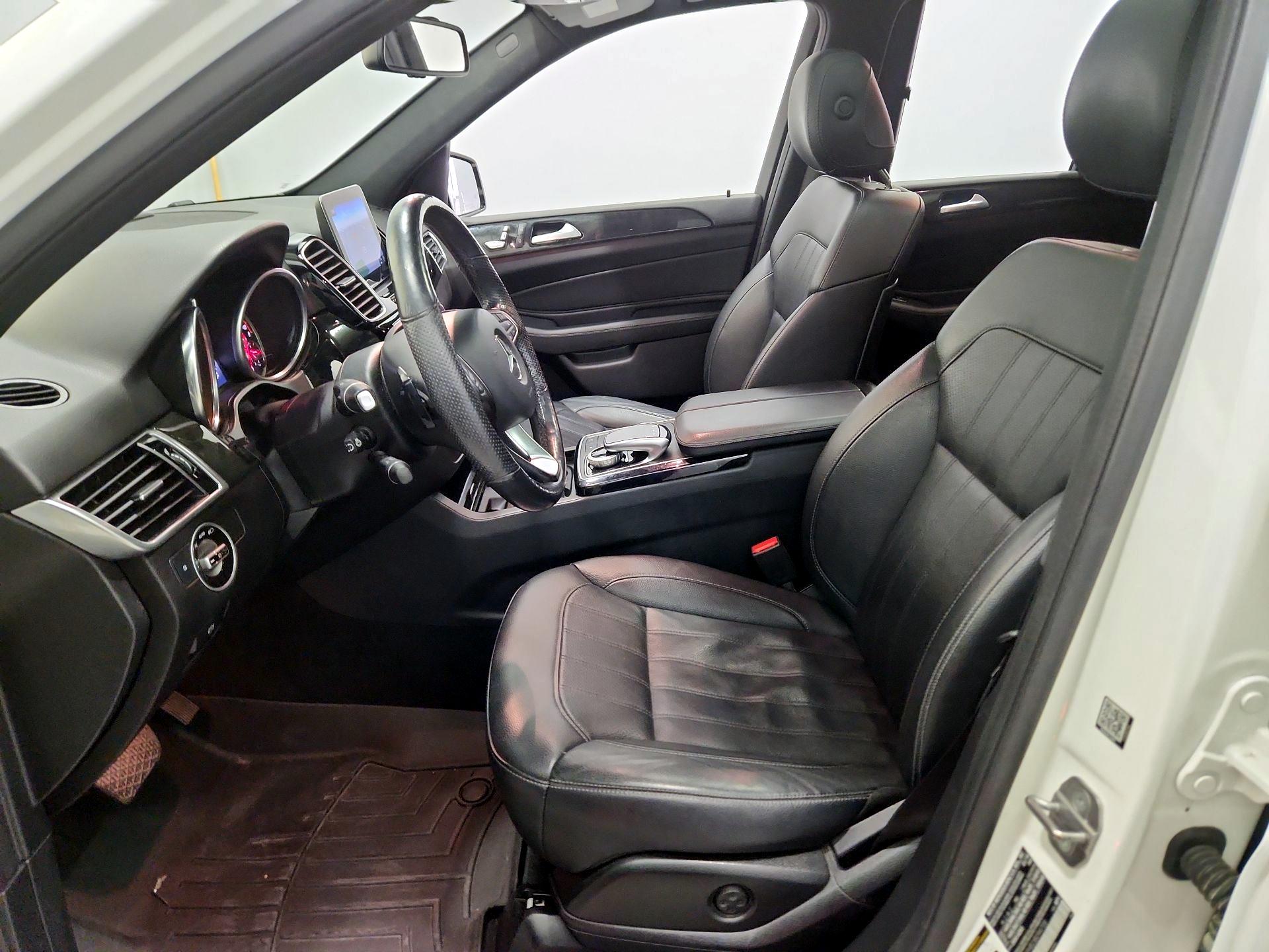 Thumbnail: 2018 Mercedes-Benz GLE - 11