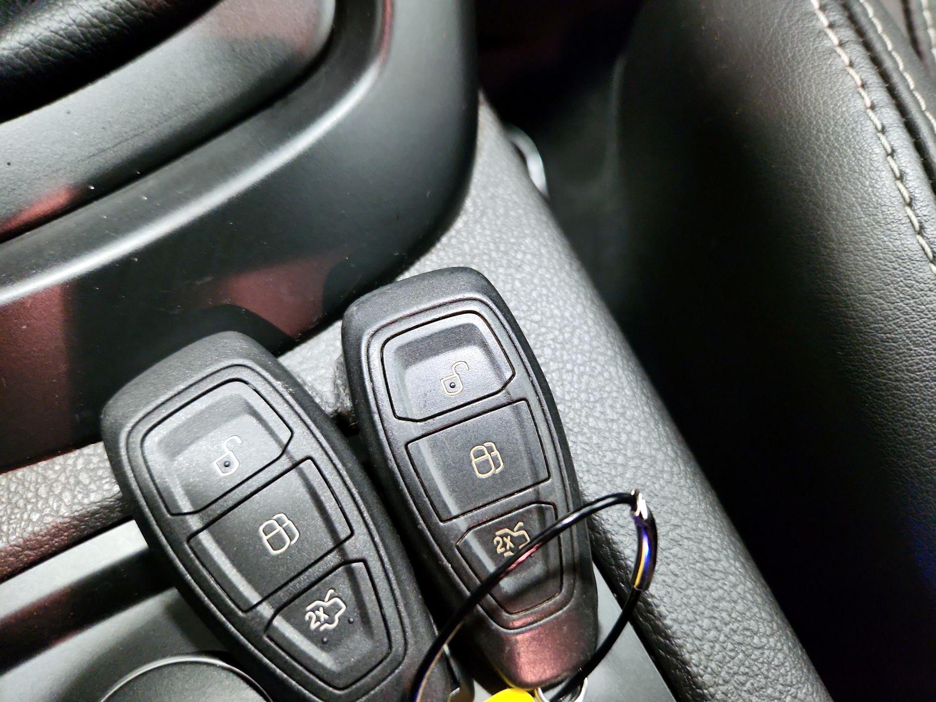 Thumbnail: 2014 Ford Focus - 20