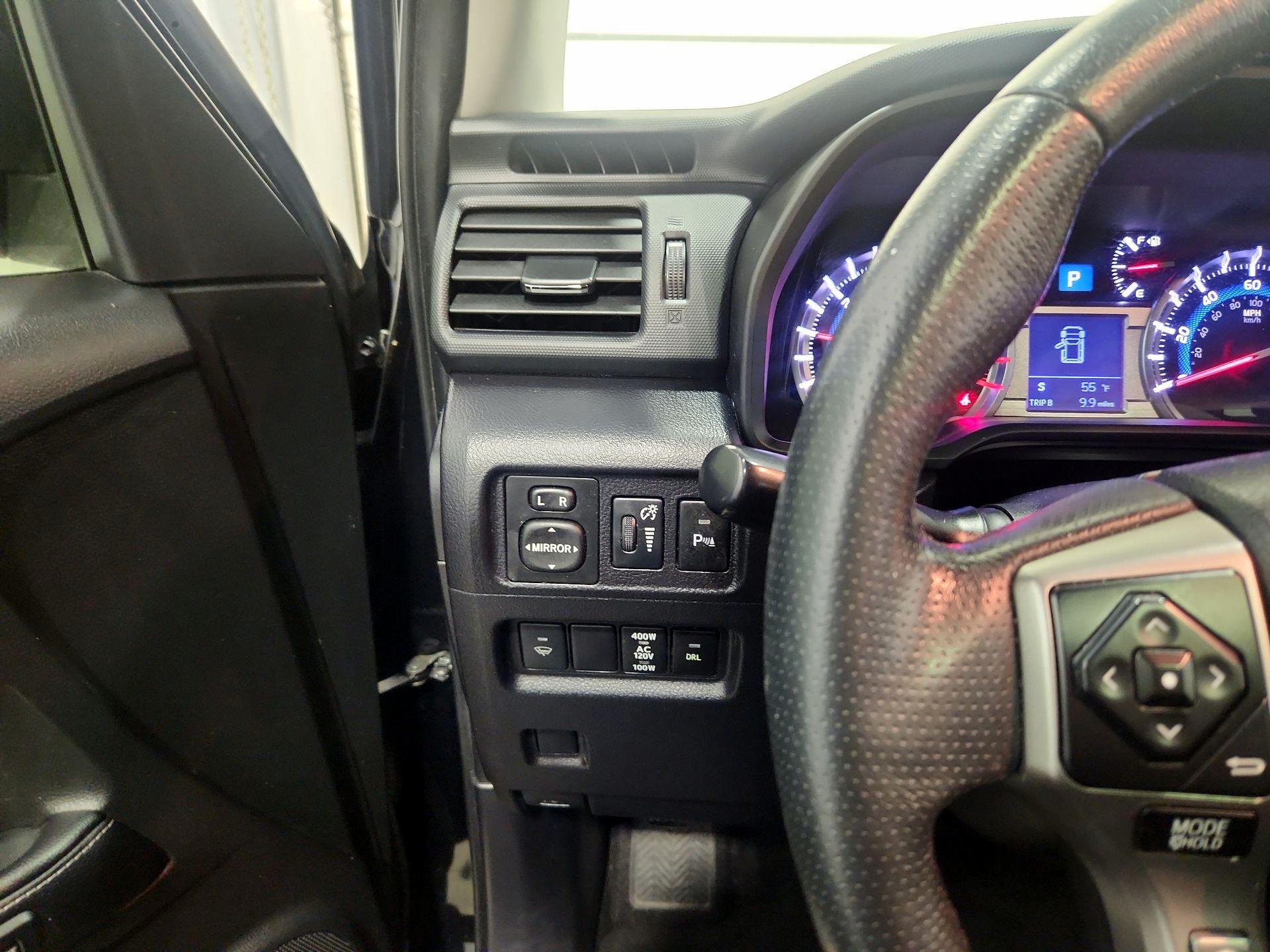 Thumbnail: 2019 Toyota 4Runner - 13