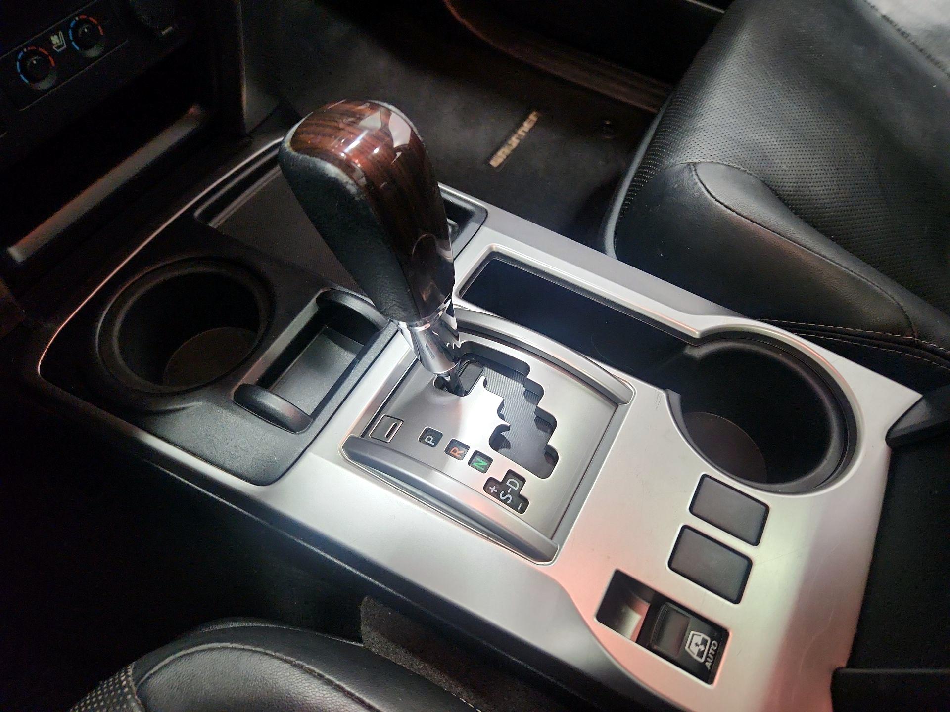 Thumbnail: 2019 Toyota 4Runner - 17