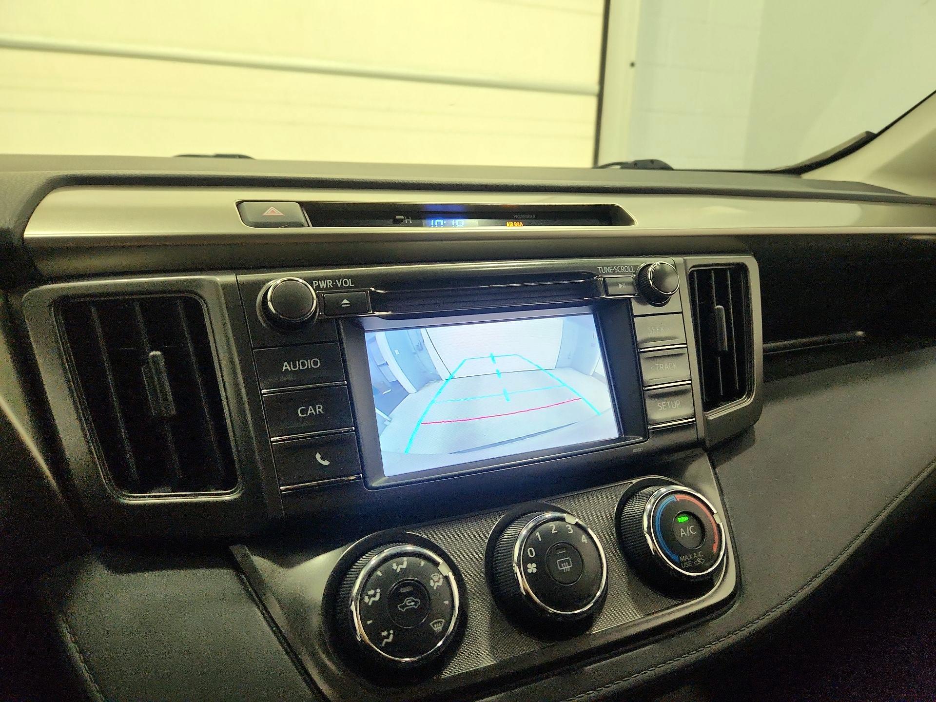 Thumbnail: 2014 Toyota RAV4 - 14