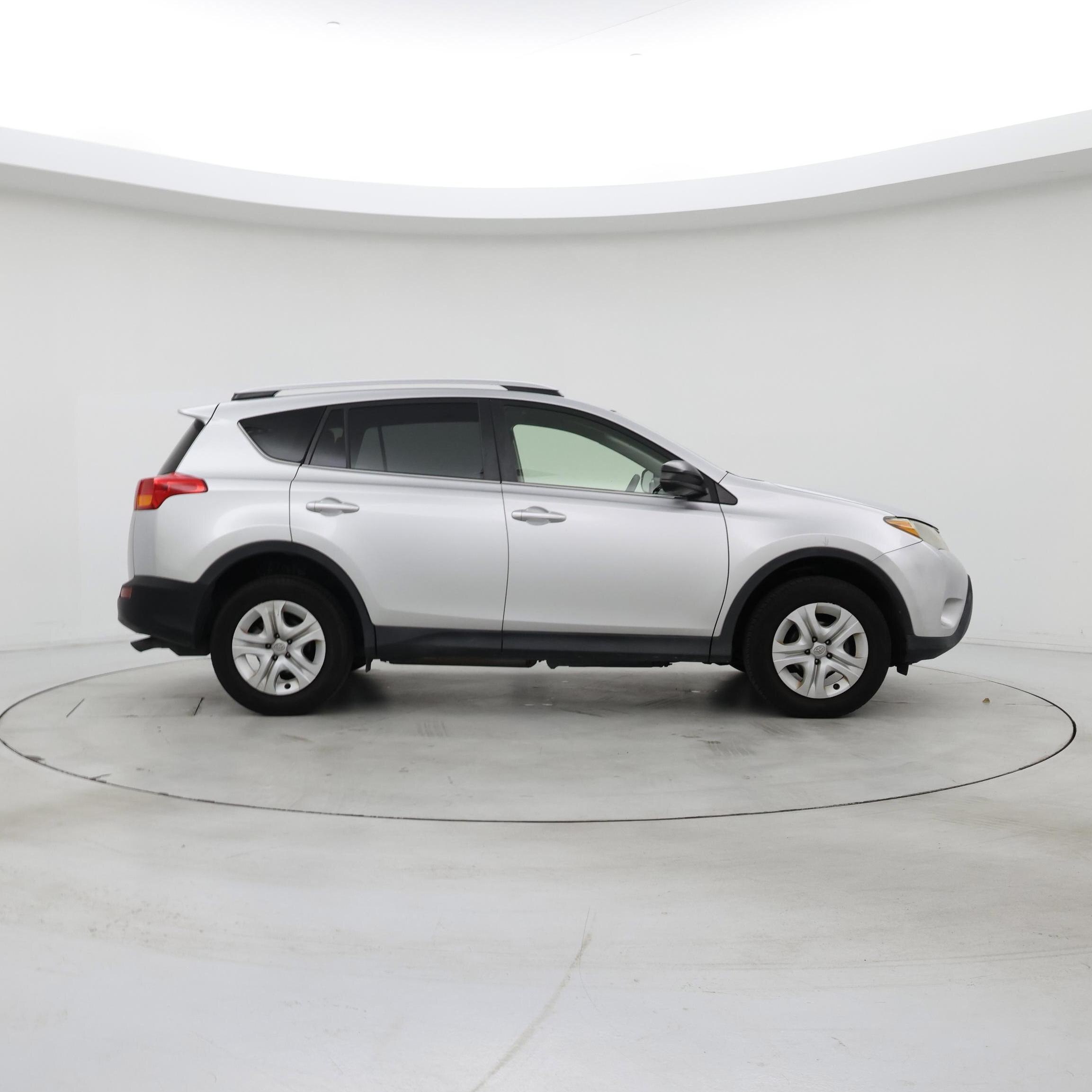 Thumbnail: 2014 Toyota RAV4 - 7