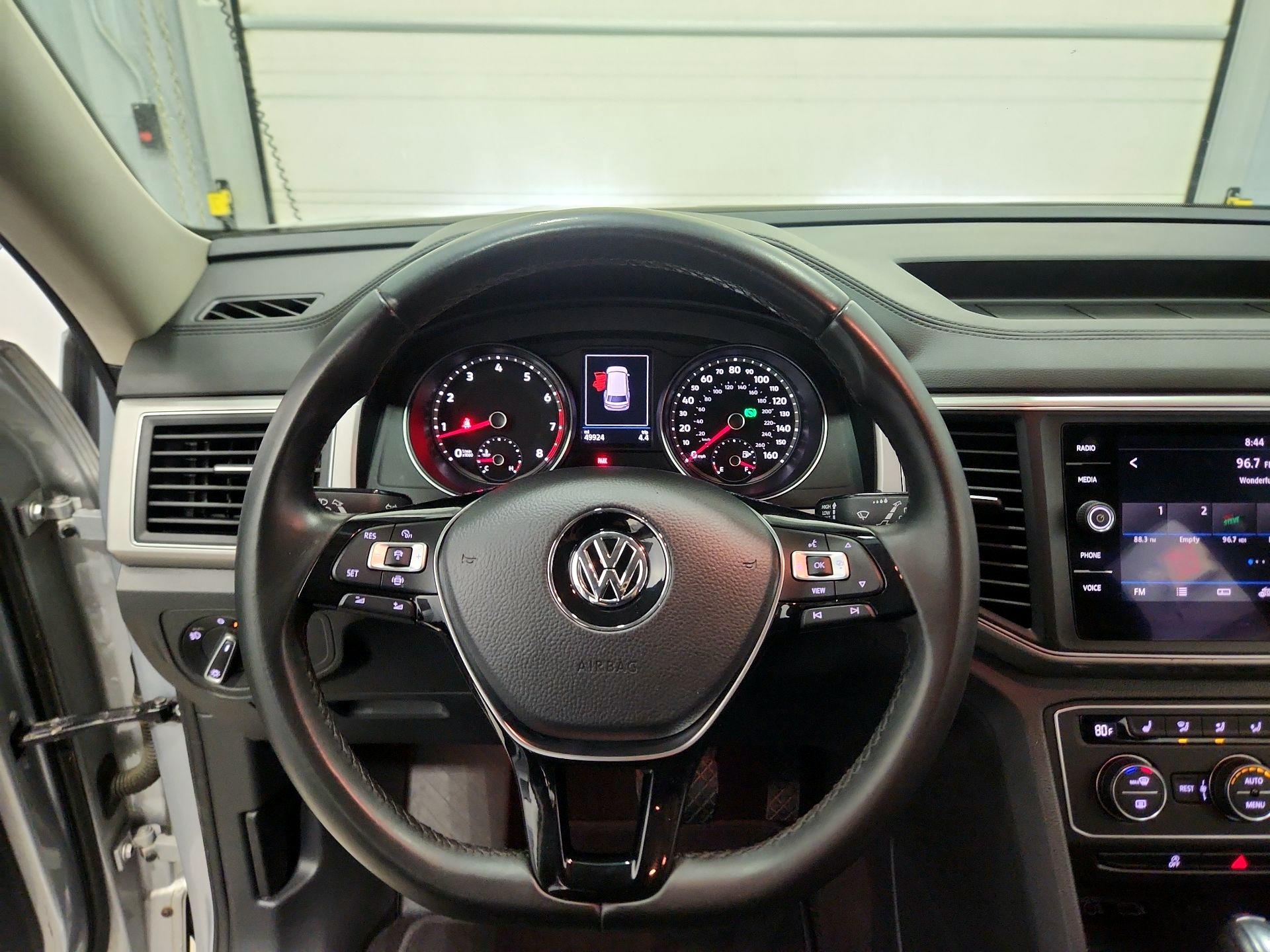 Thumbnail: 2019 Volkswagen Atlas - 10
