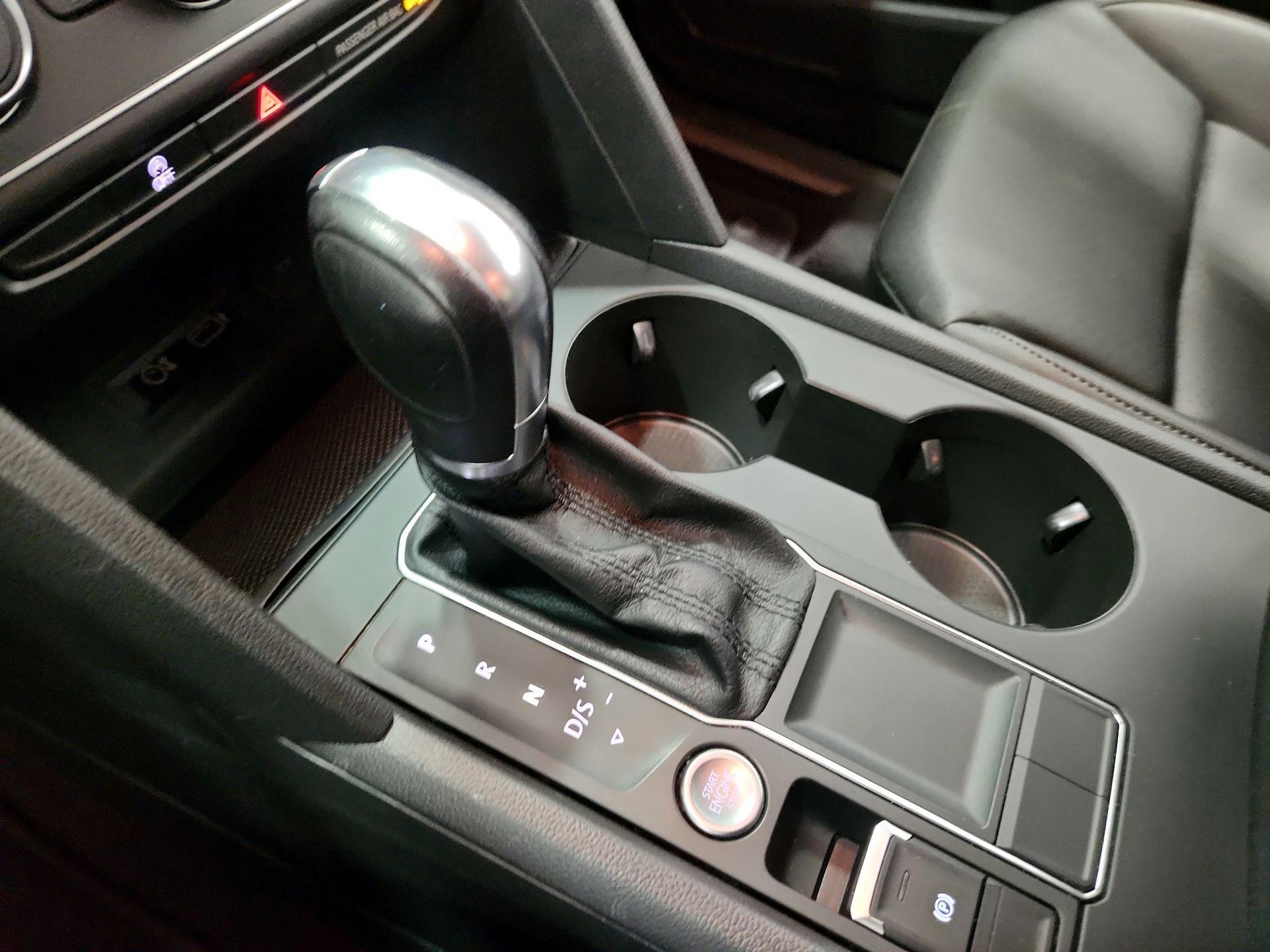 Thumbnail: 2019 Volkswagen Atlas - 17