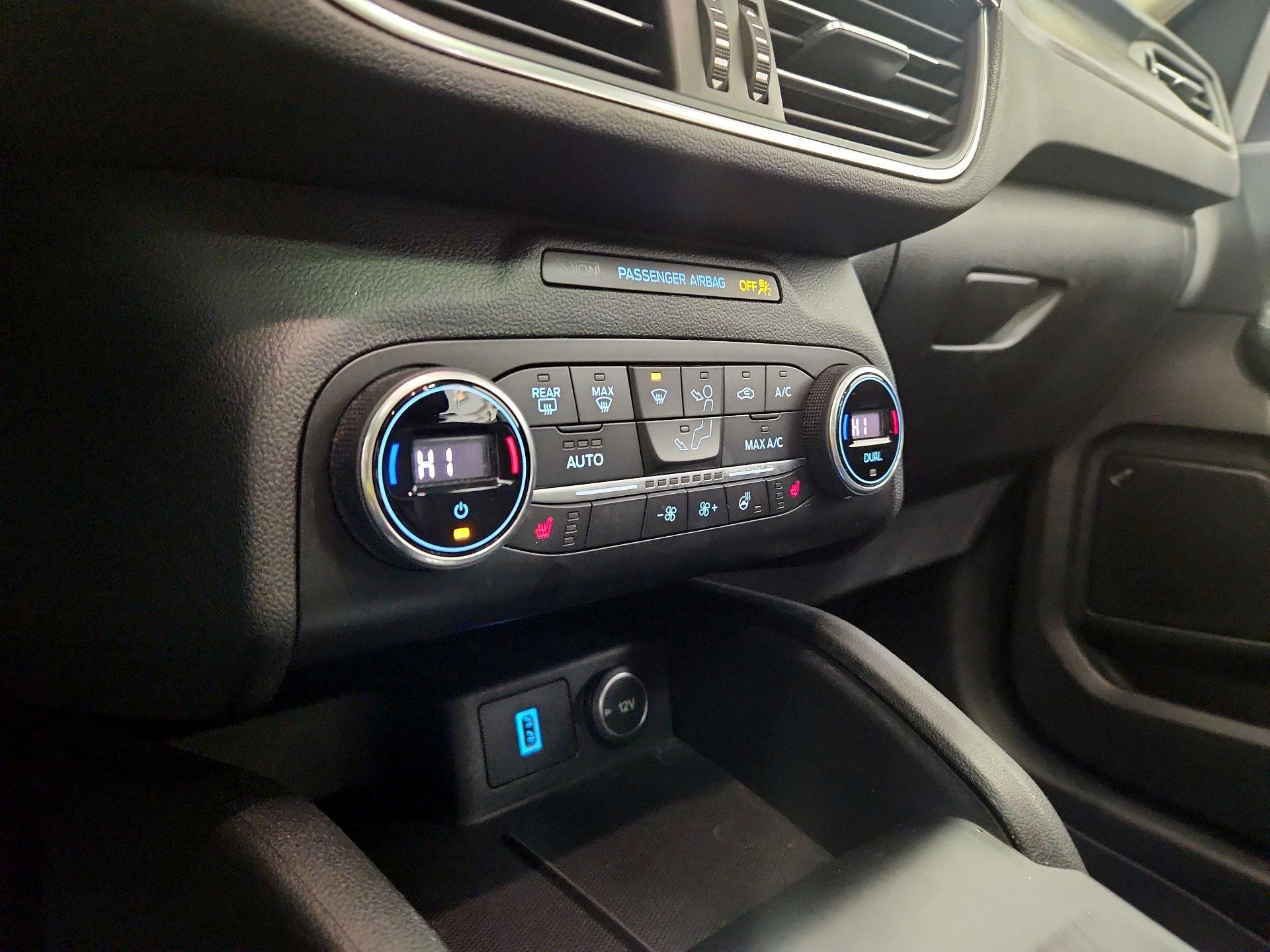 Thumbnail: 2020 Ford Escape - 17