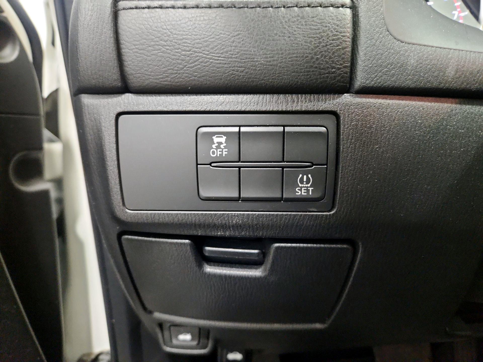 Thumbnail: 2017 Mazda Mazda6 - 13