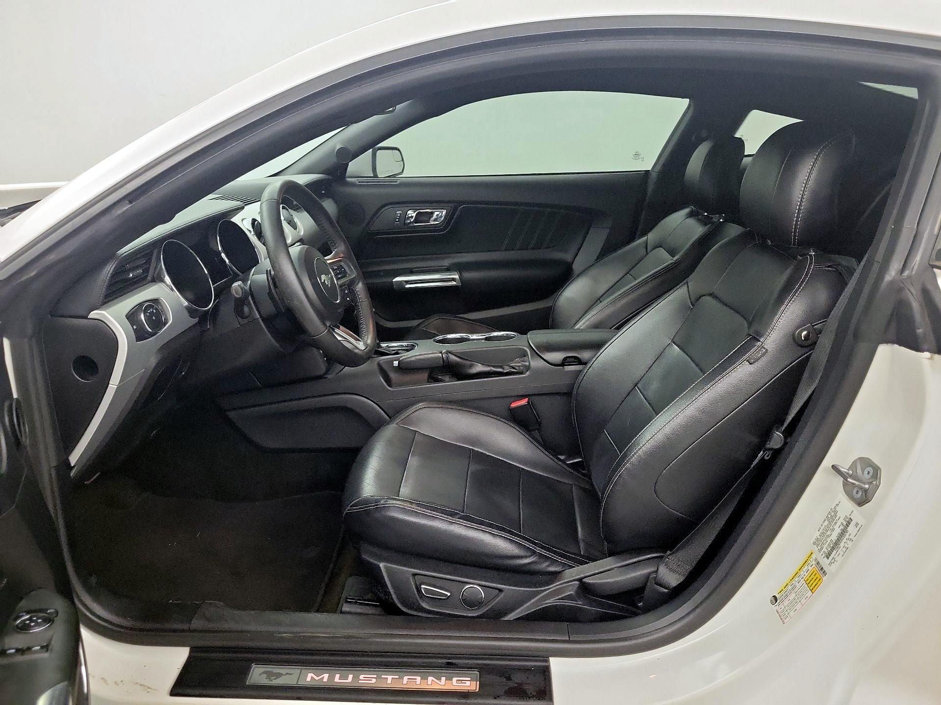 Thumbnail: 2017 Ford Mustang - 9
