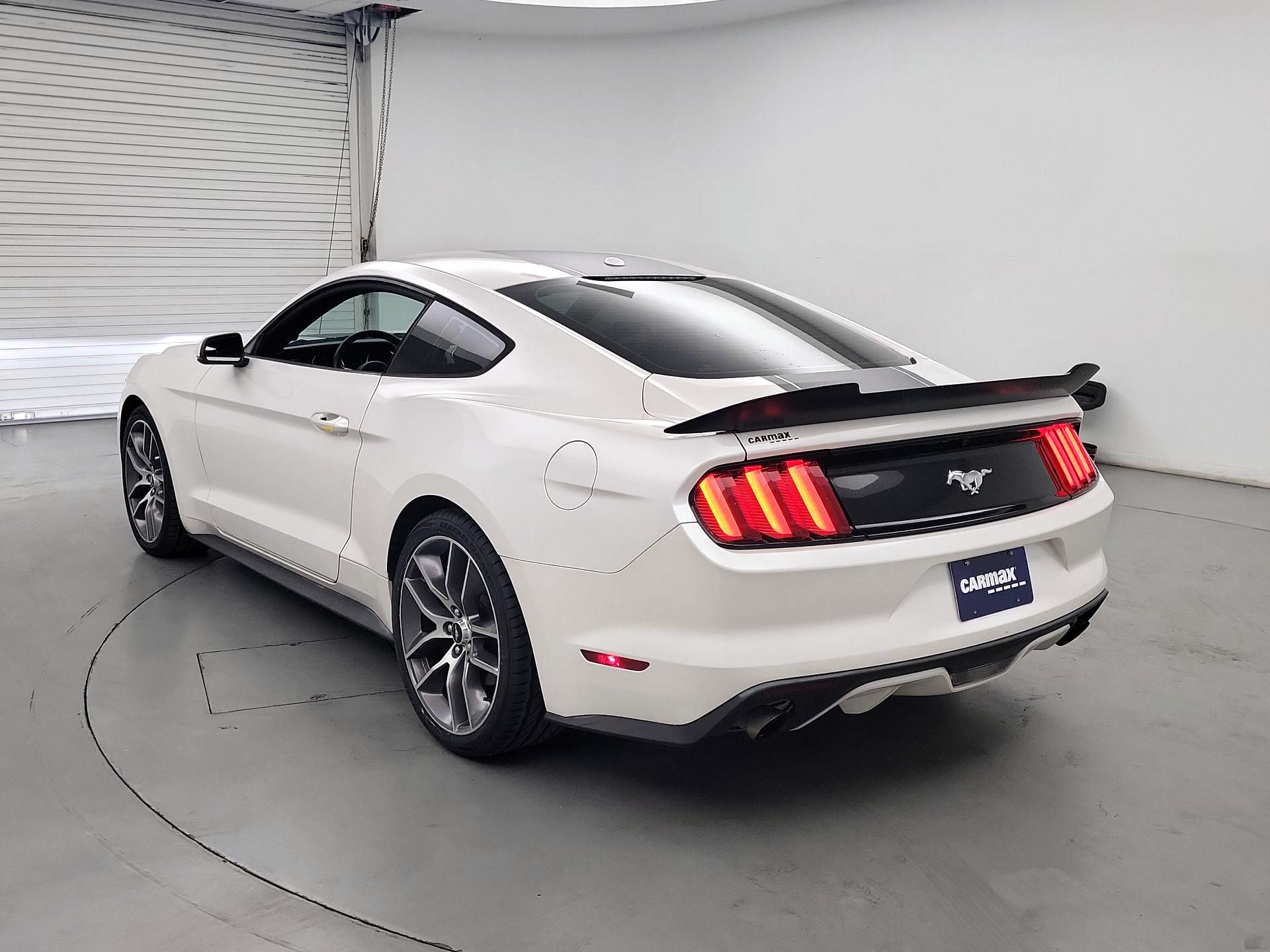 Thumbnail: 2017 Ford Mustang - 7