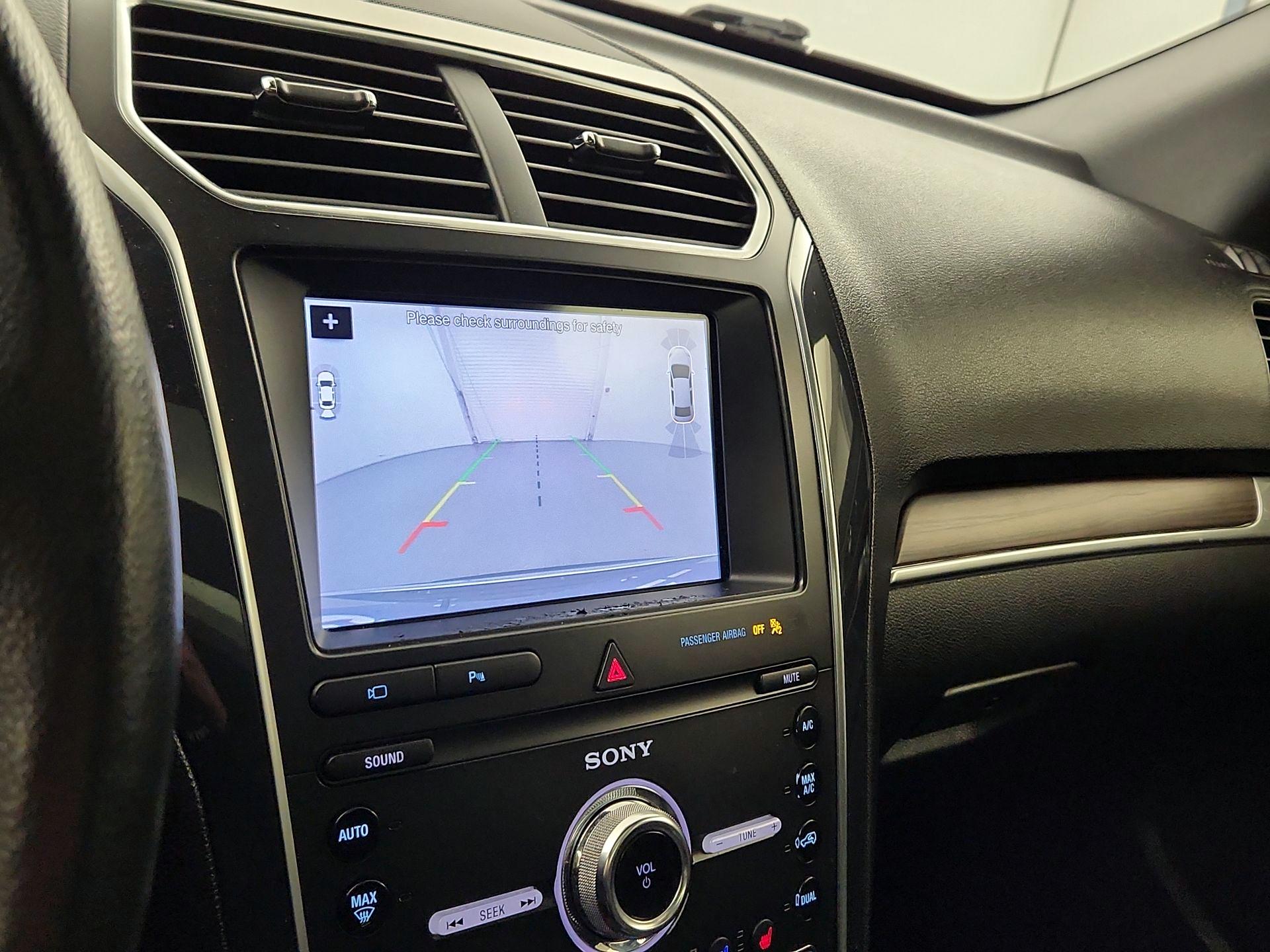 Thumbnail: 2019 Ford Explorer - 13