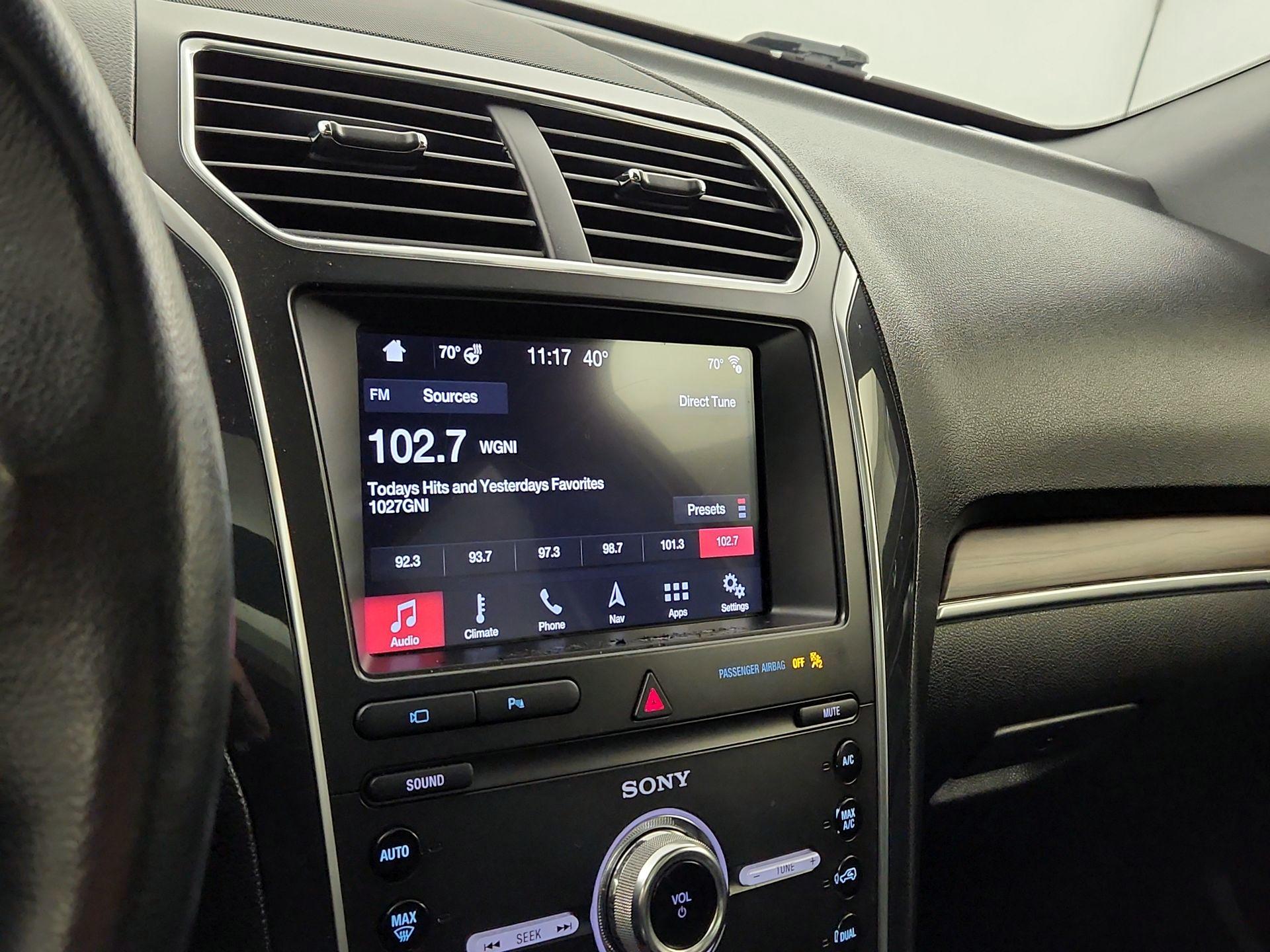 Thumbnail: 2019 Ford Explorer - 14