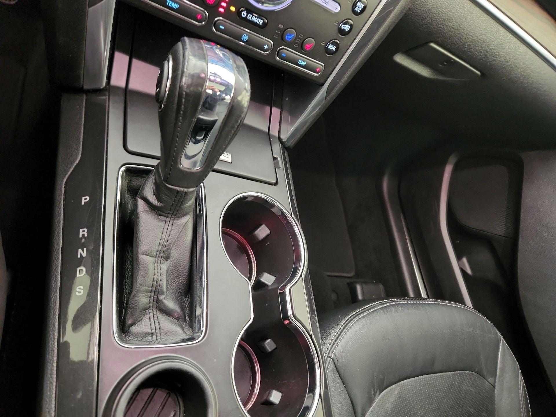 Thumbnail: 2019 Ford Explorer - 16