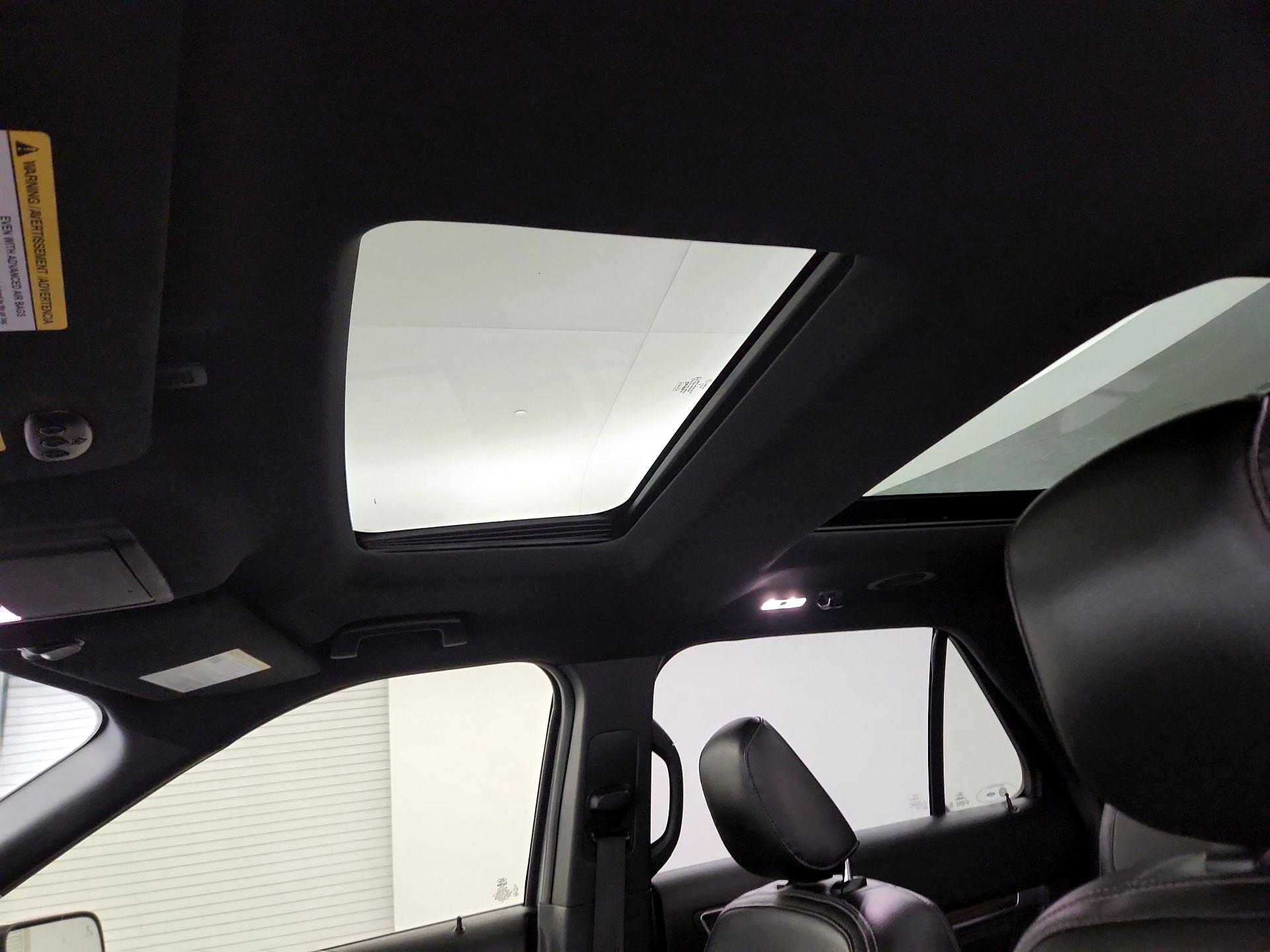 Thumbnail: 2019 Ford Explorer - 18