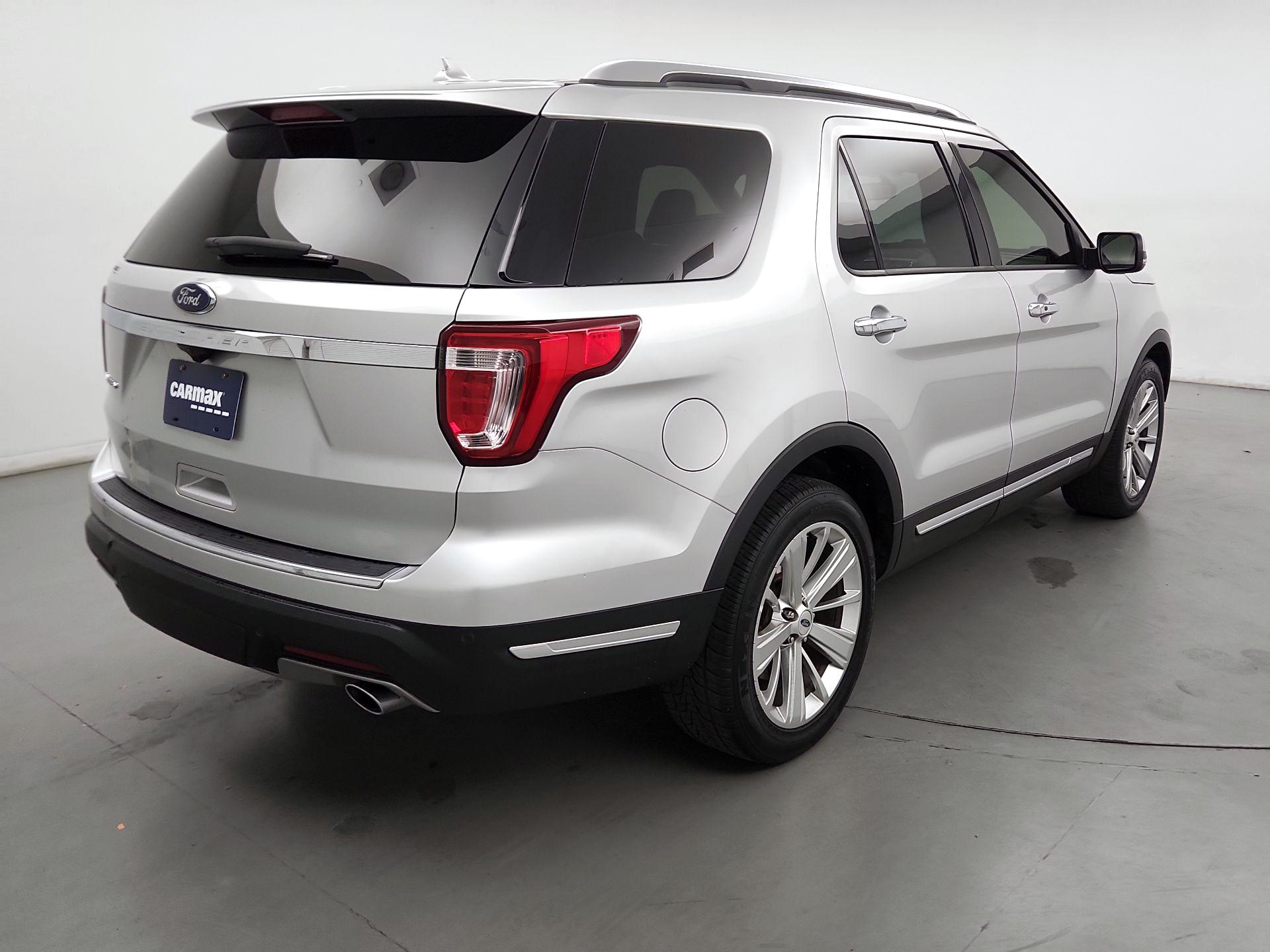 Thumbnail: 2019 Ford Explorer - 5