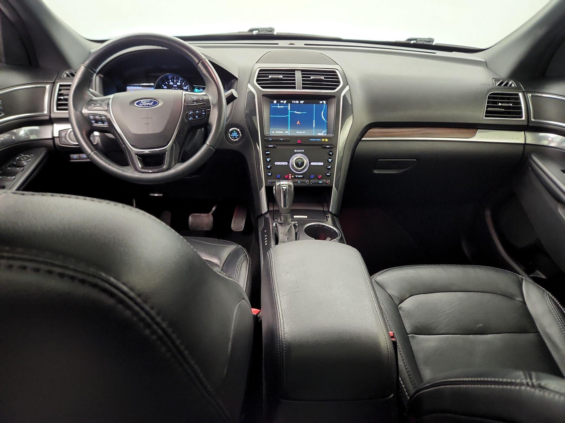 Thumbnail: 2019 Ford Explorer - 8