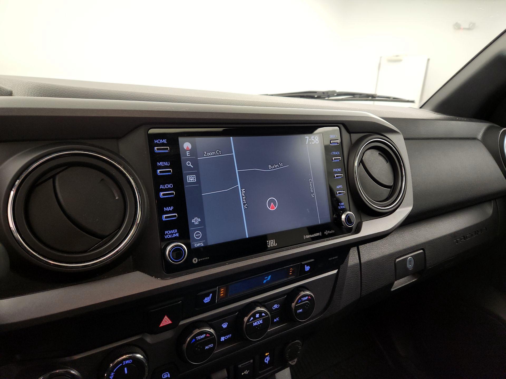 Thumbnail: 2020 Toyota Tacoma - 12