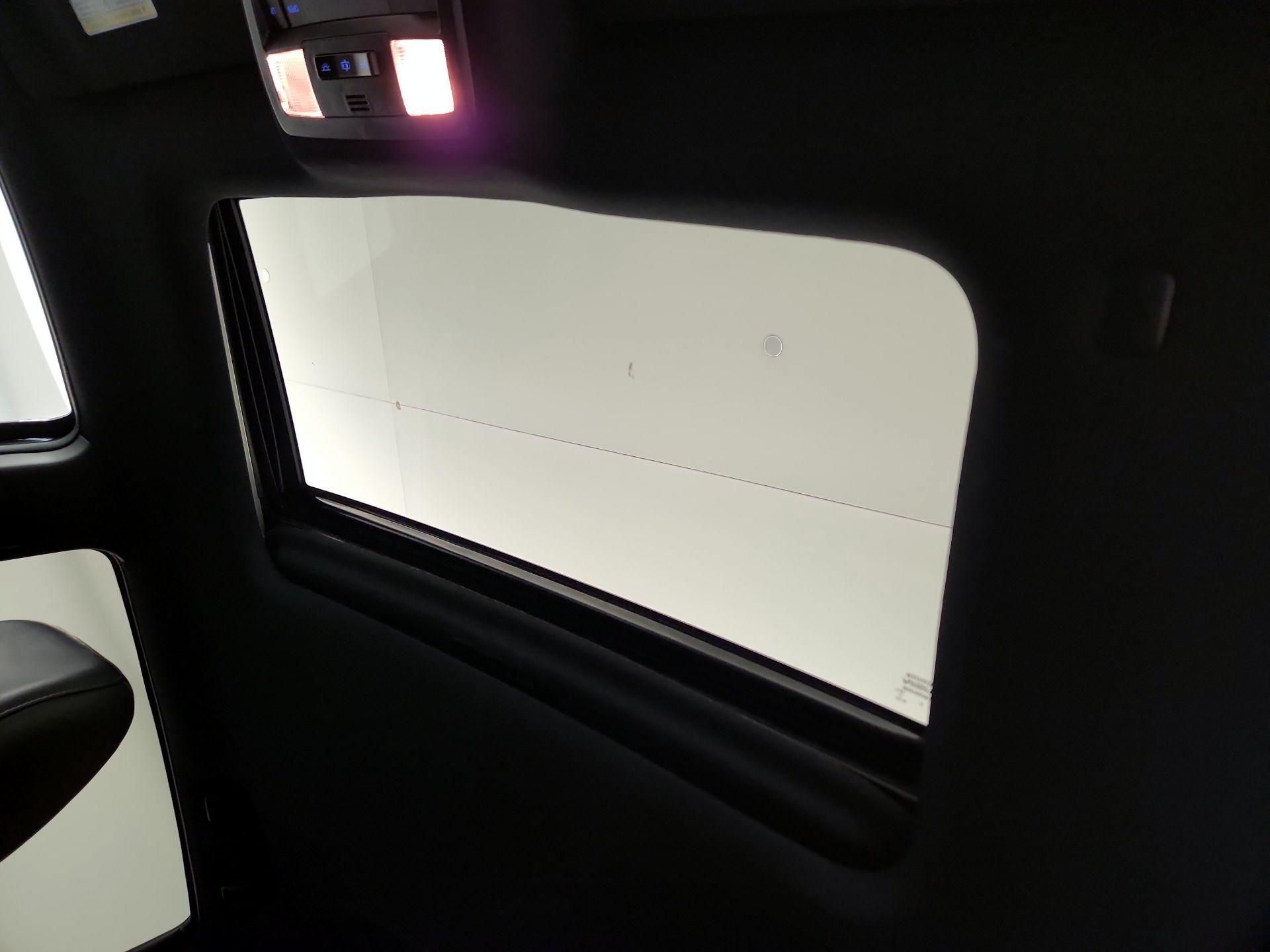 Thumbnail: 2020 Toyota Tacoma - 18