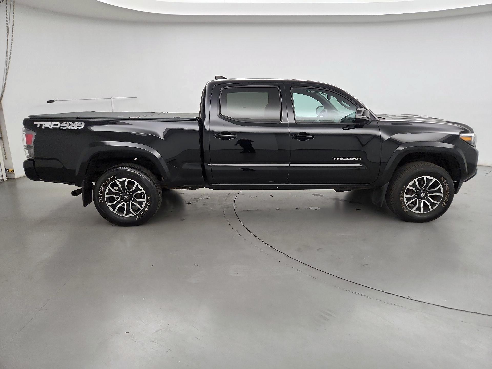 Thumbnail: 2020 Toyota Tacoma - 4