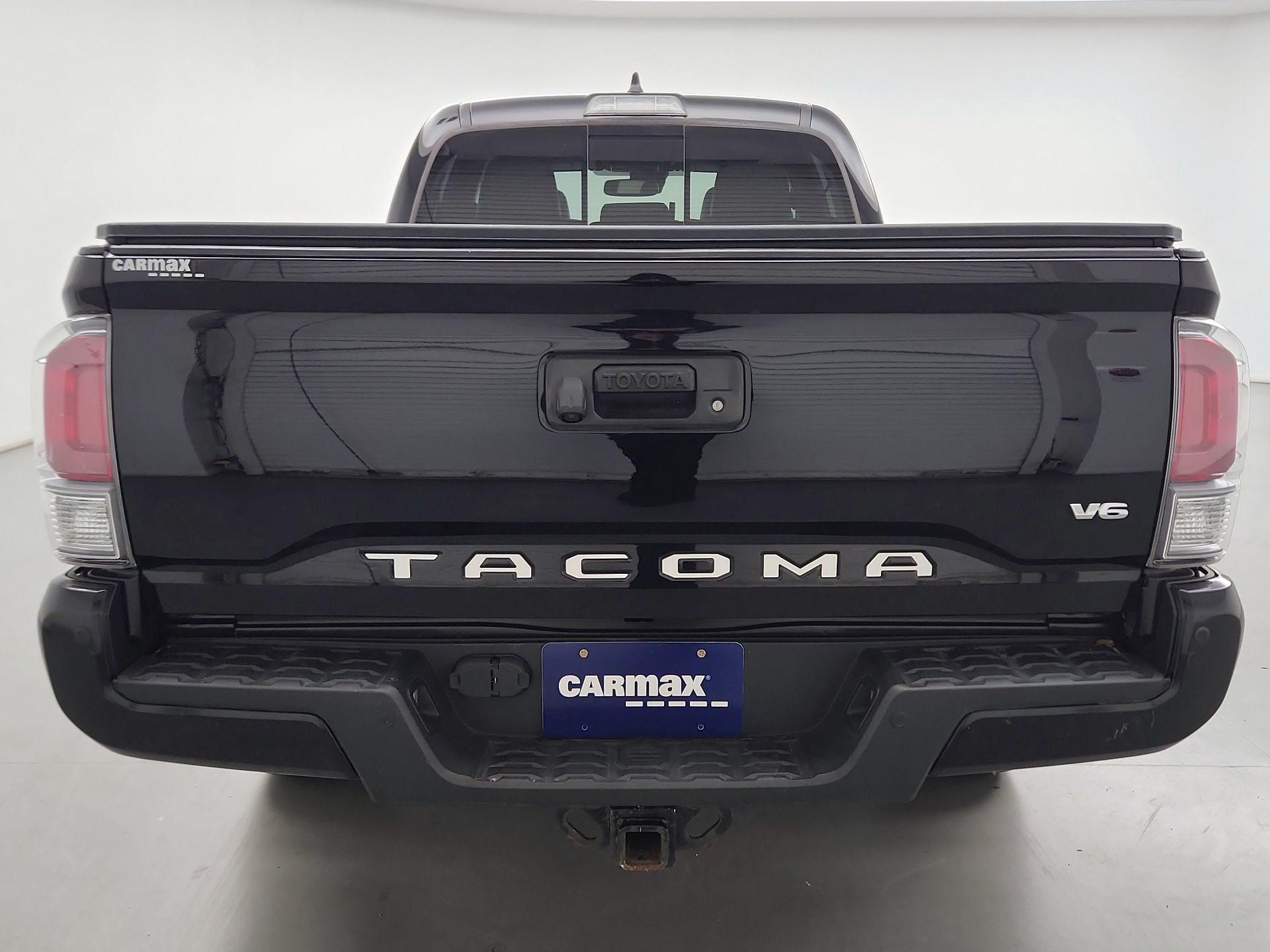 Thumbnail: 2020 Toyota Tacoma - 6
