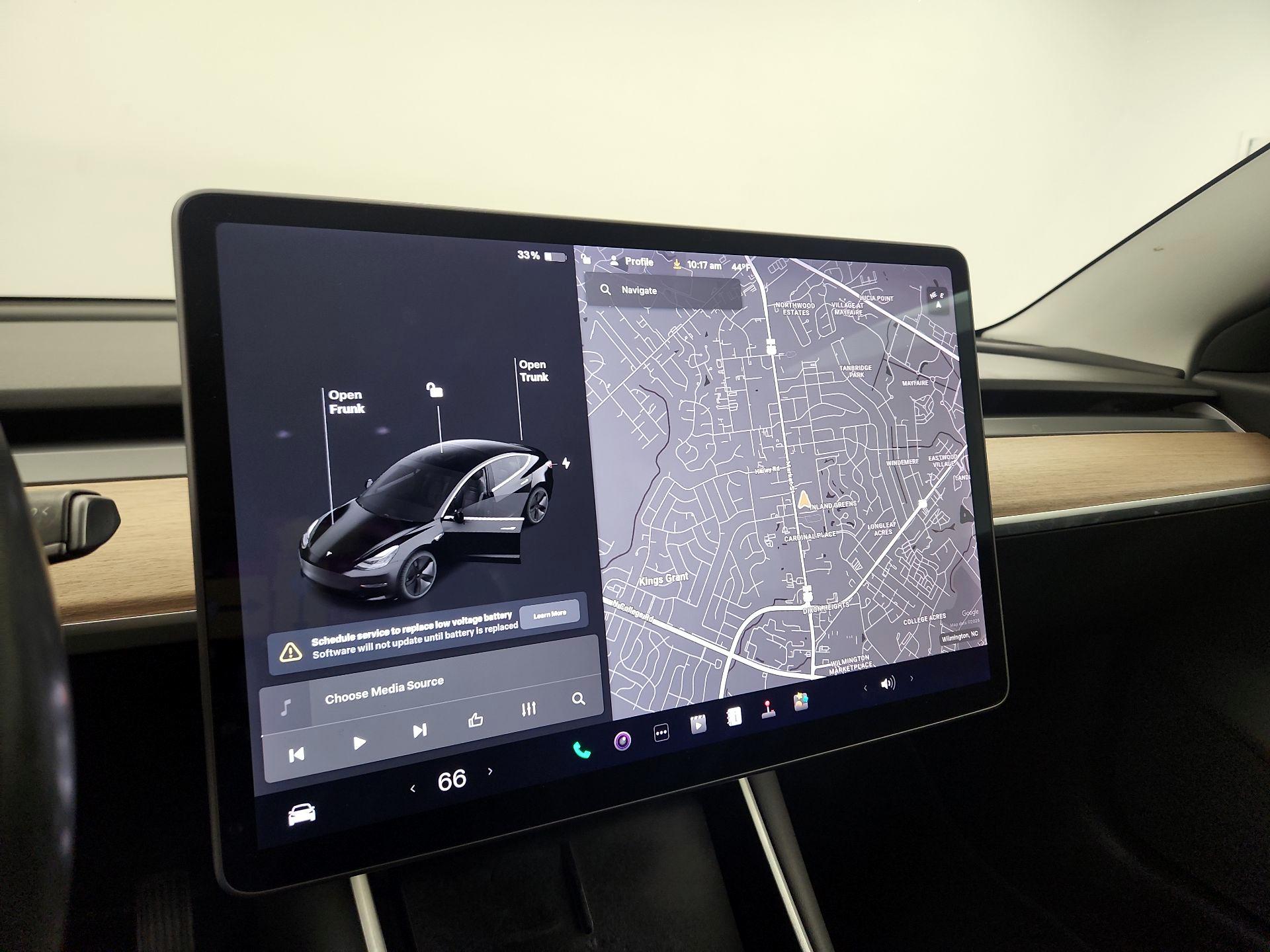 Thumbnail: 2019 Tesla Model 3 - 13