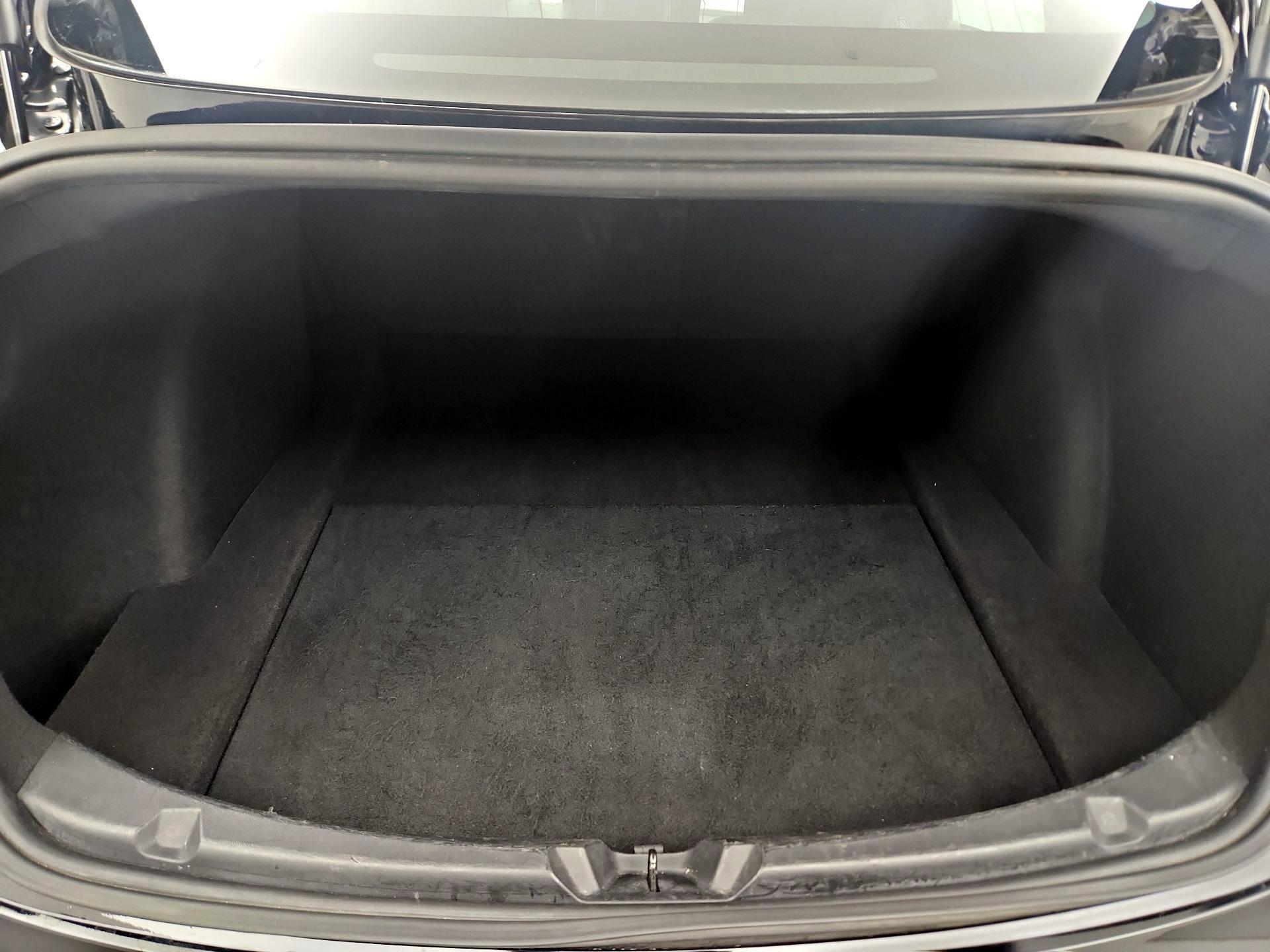 Thumbnail: 2019 Tesla Model 3 - 17