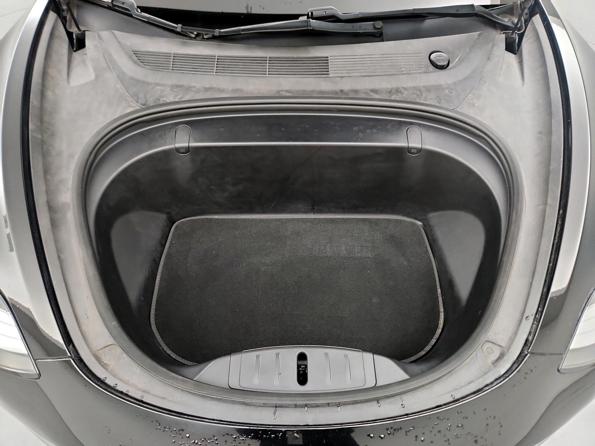 Thumbnail: 2019 Tesla Model 3 - 18