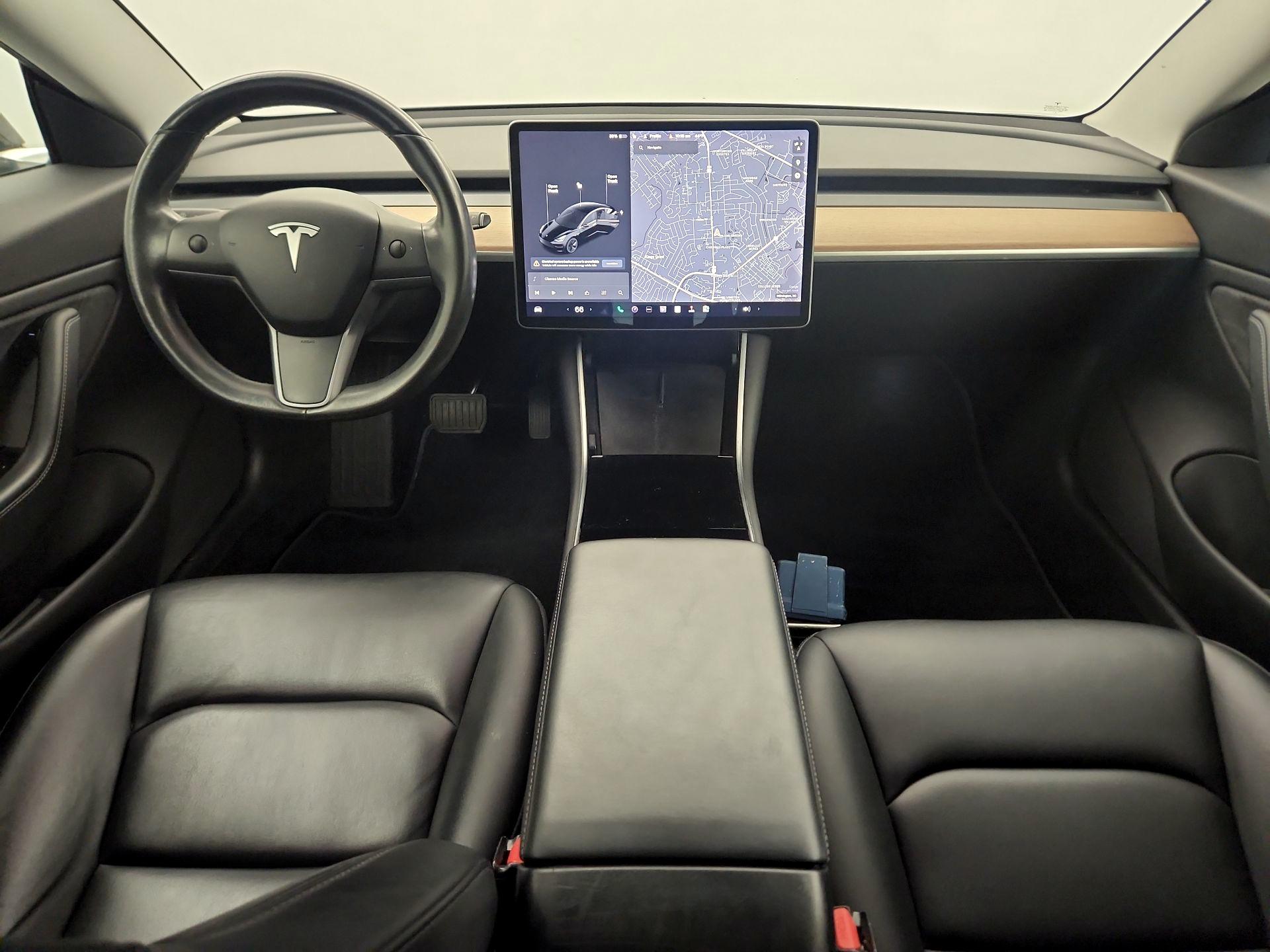 Thumbnail: 2019 Tesla Model 3 - 8