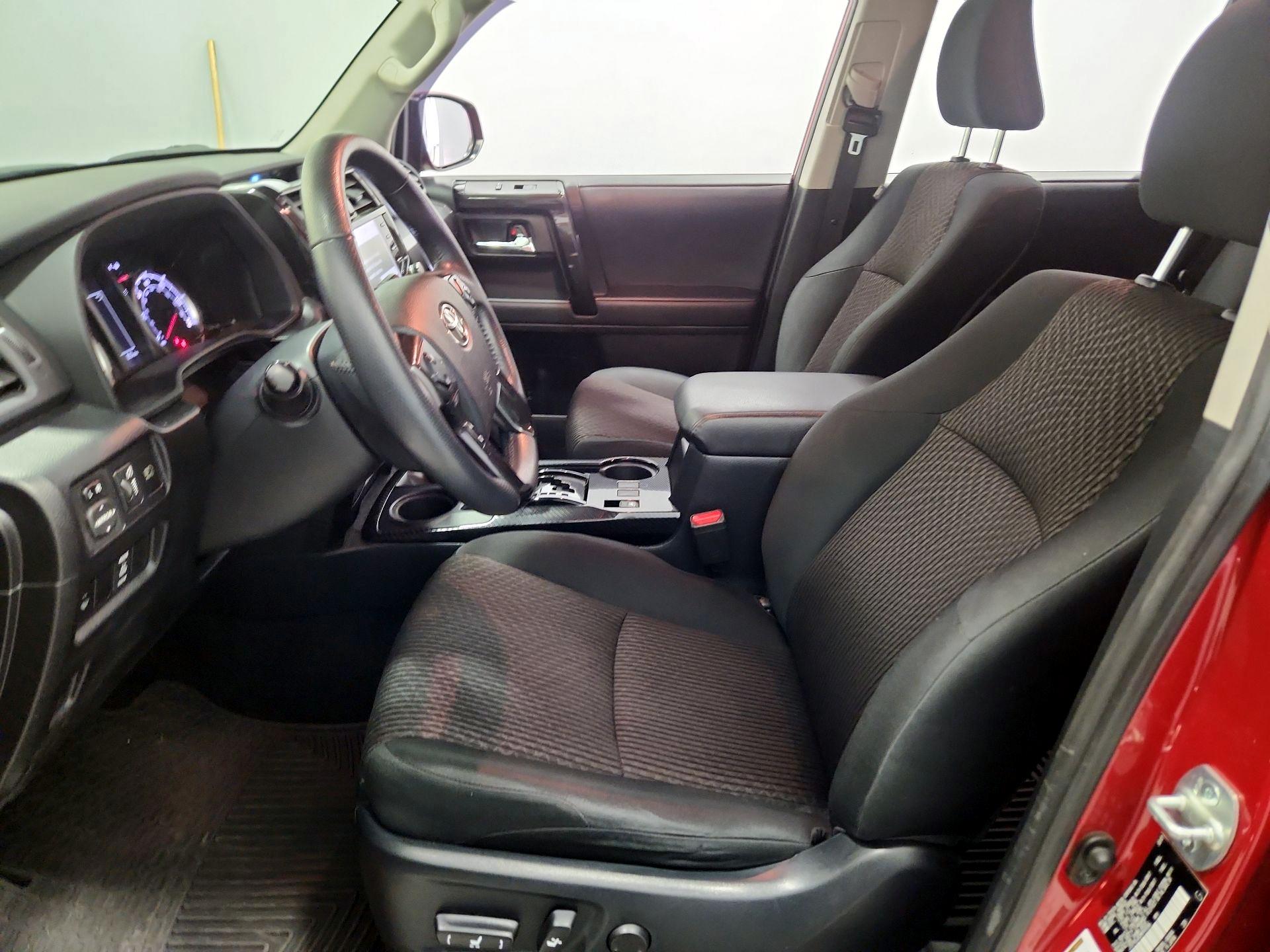 Thumbnail: 2021 Toyota 4Runner - 11