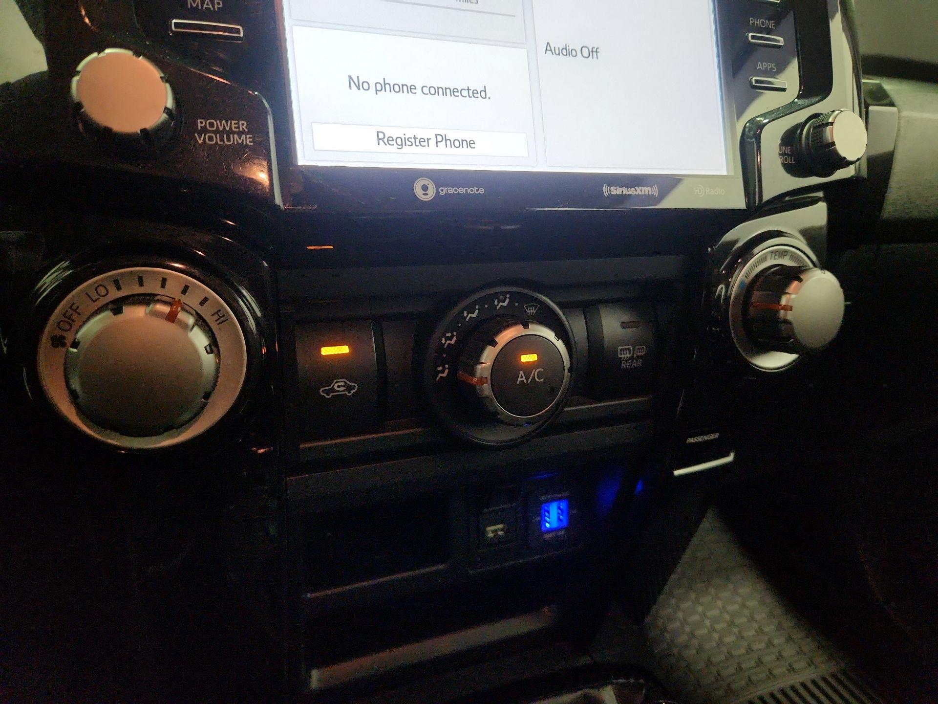 Thumbnail: 2021 Toyota 4Runner - 16