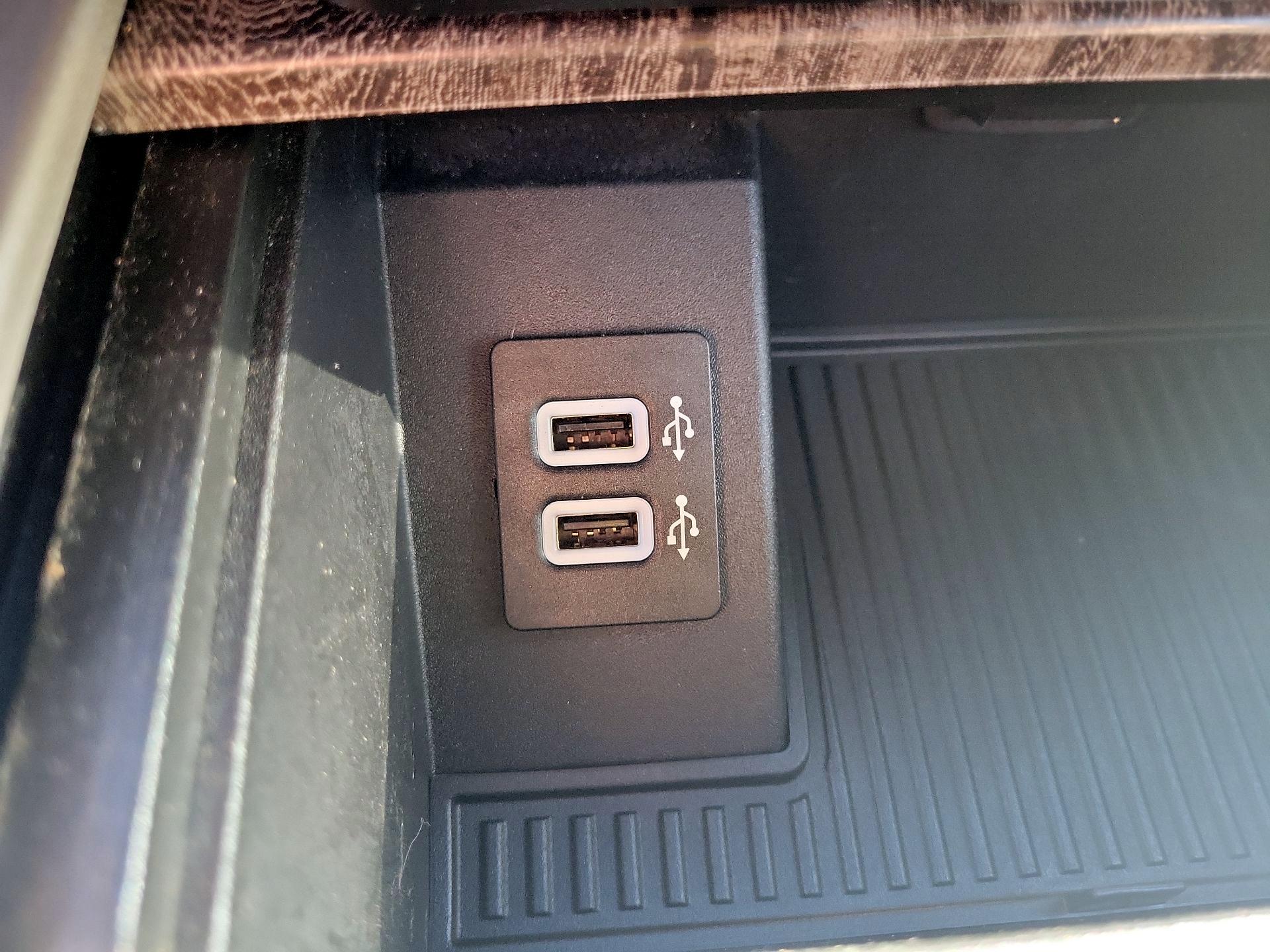 Thumbnail: 2019 Ford F-350 - 17