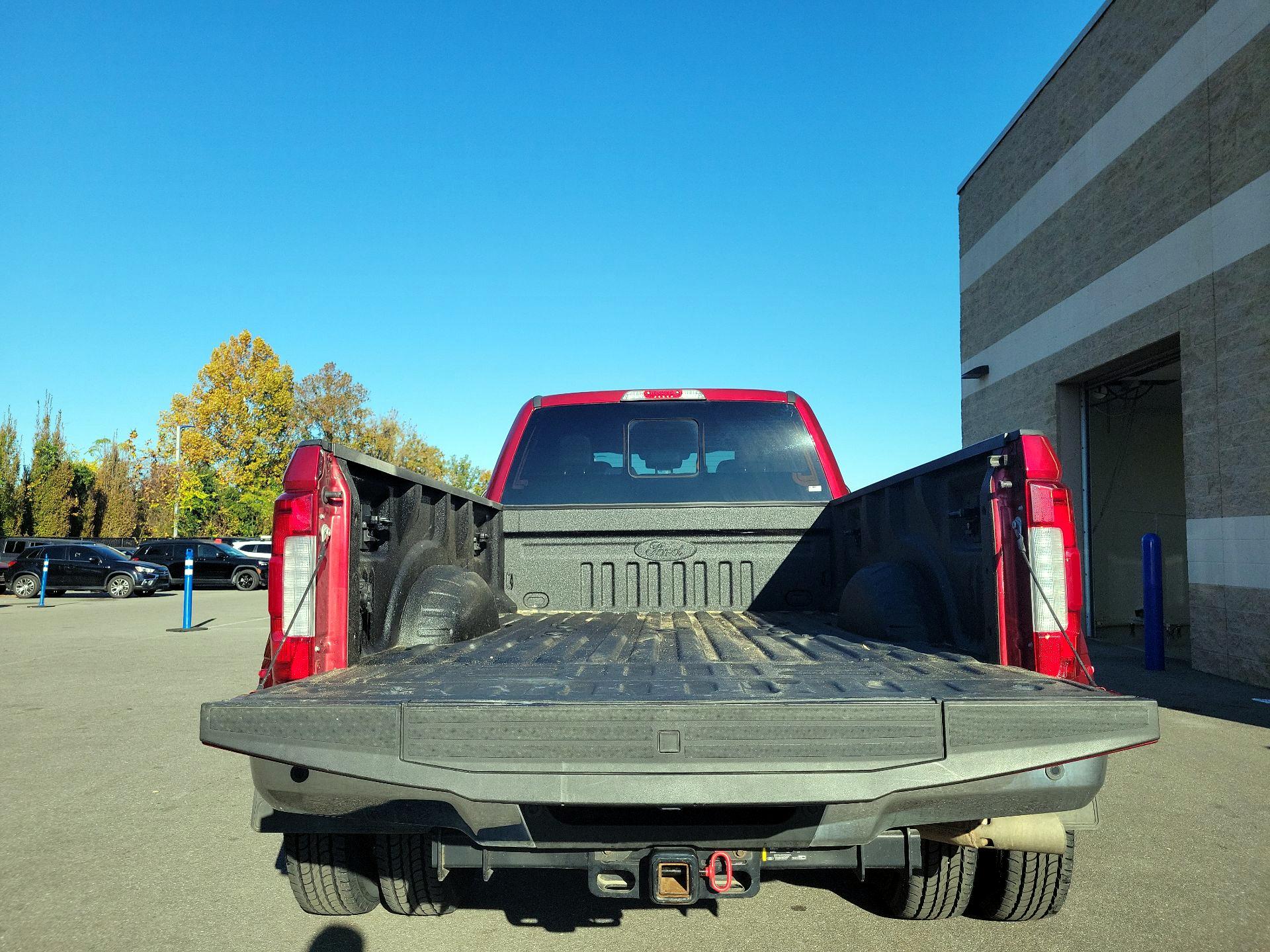 Thumbnail: 2019 Ford F-350 - 19