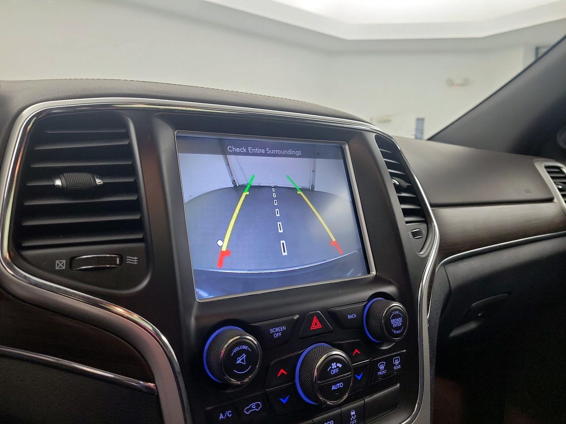 Thumbnail: 2014 Jeep Grand Cherokee - 13