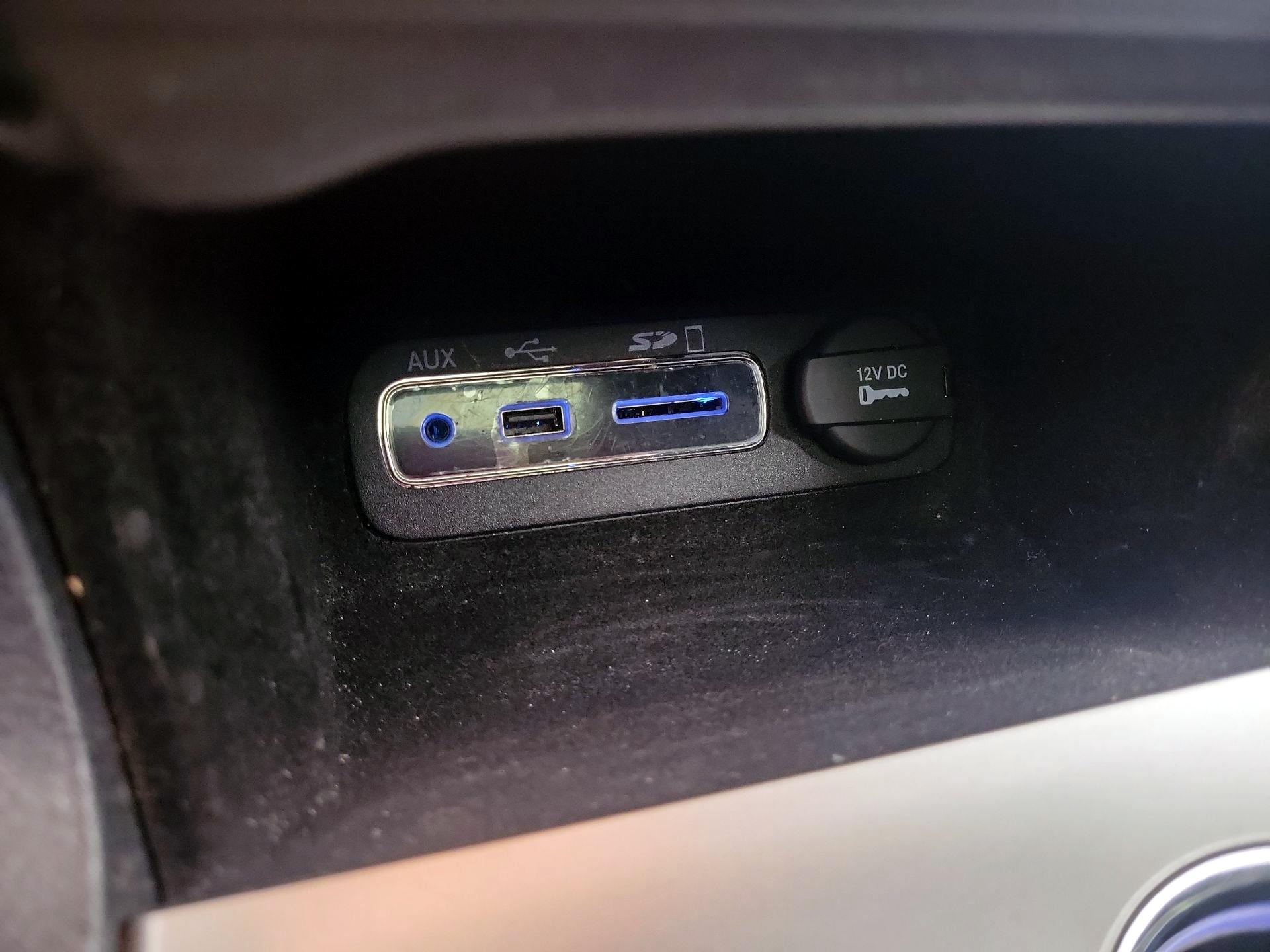 Thumbnail: 2014 Jeep Grand Cherokee - 17