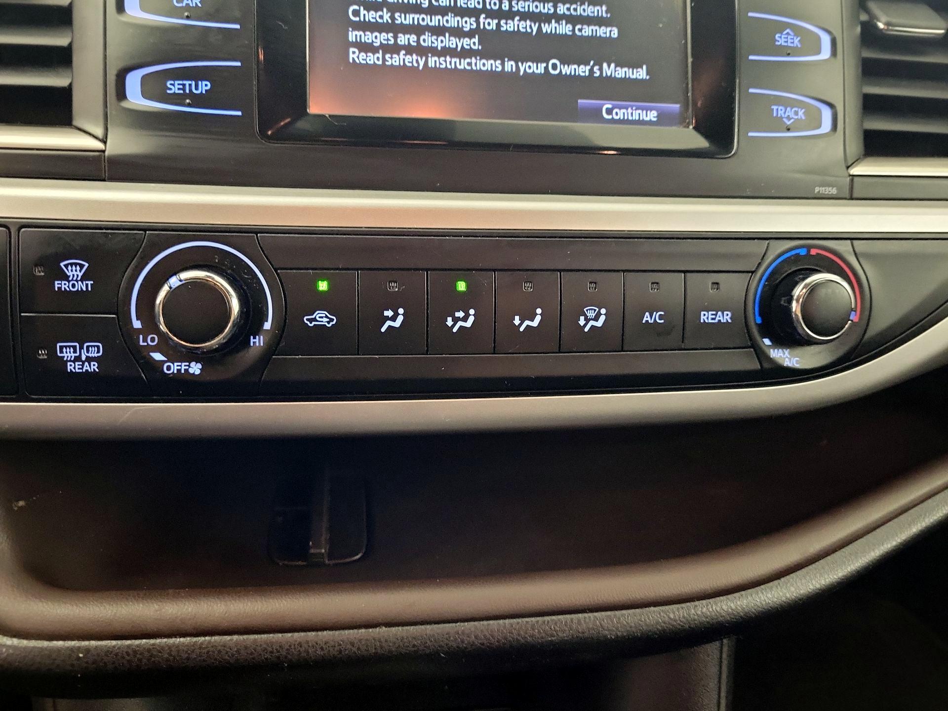 Thumbnail: 2017 Toyota Highlander - 14