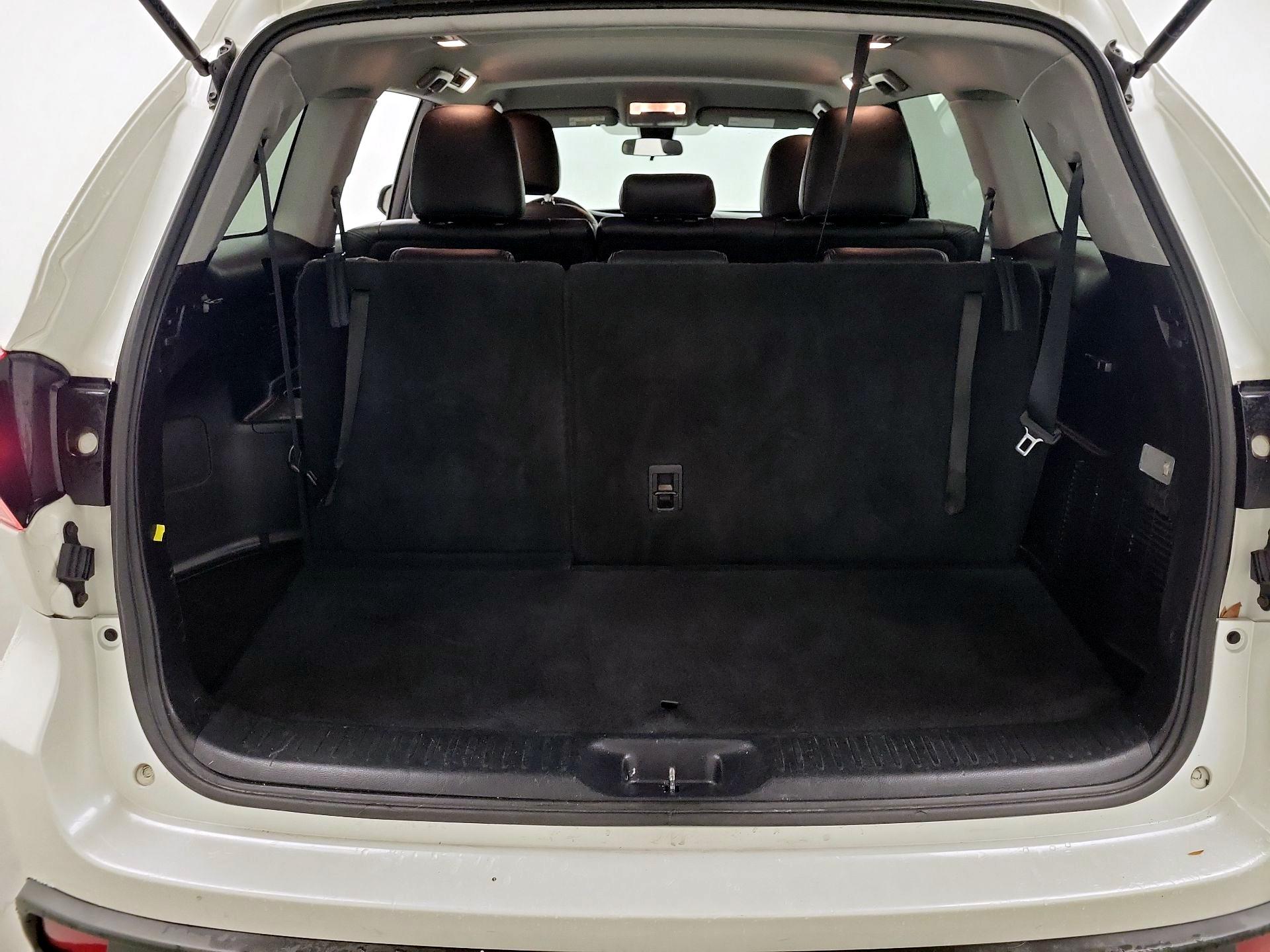 Thumbnail: 2017 Toyota Highlander - 19