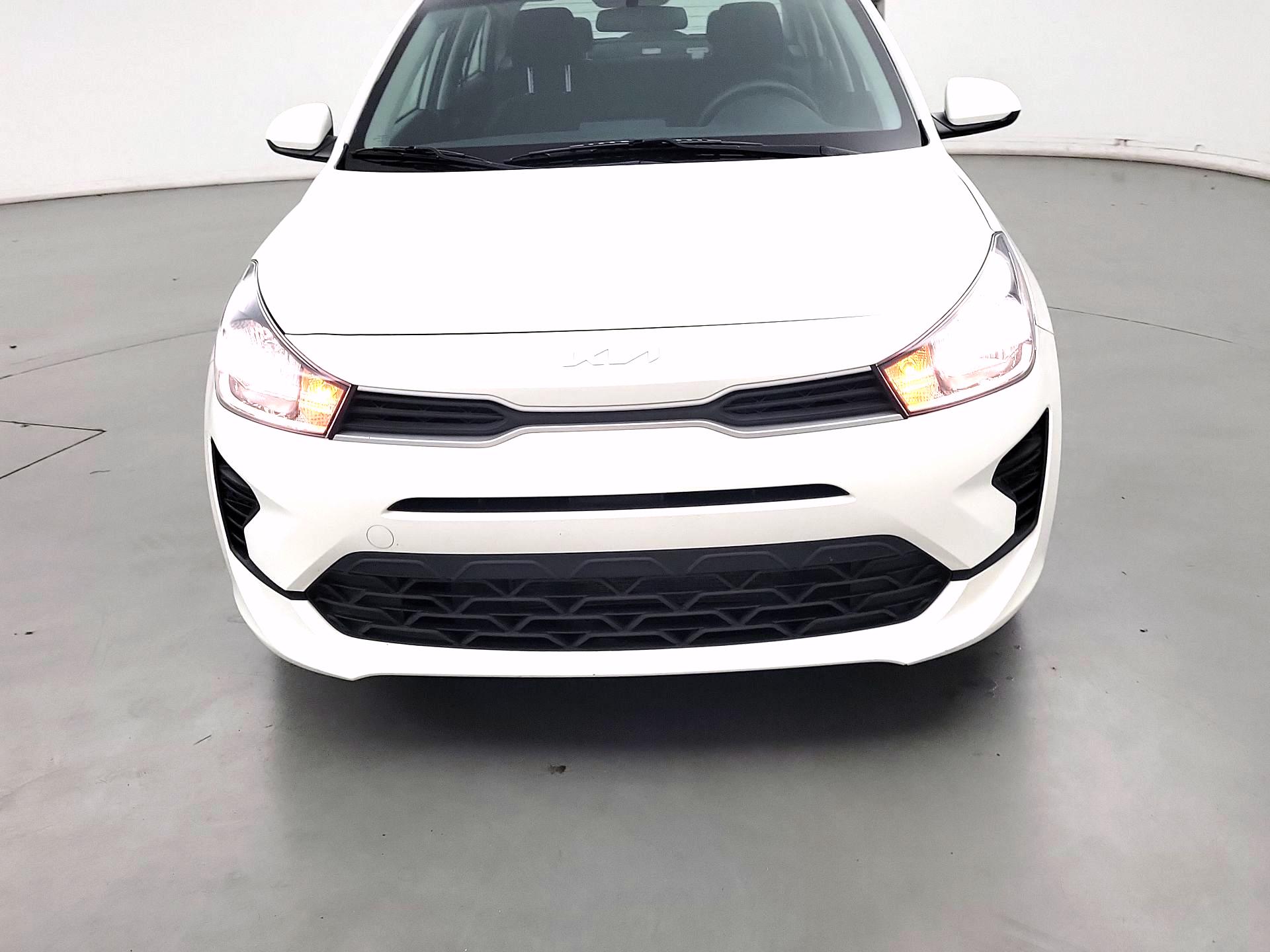 Thumbnail: 2022 Kia Rio - 2