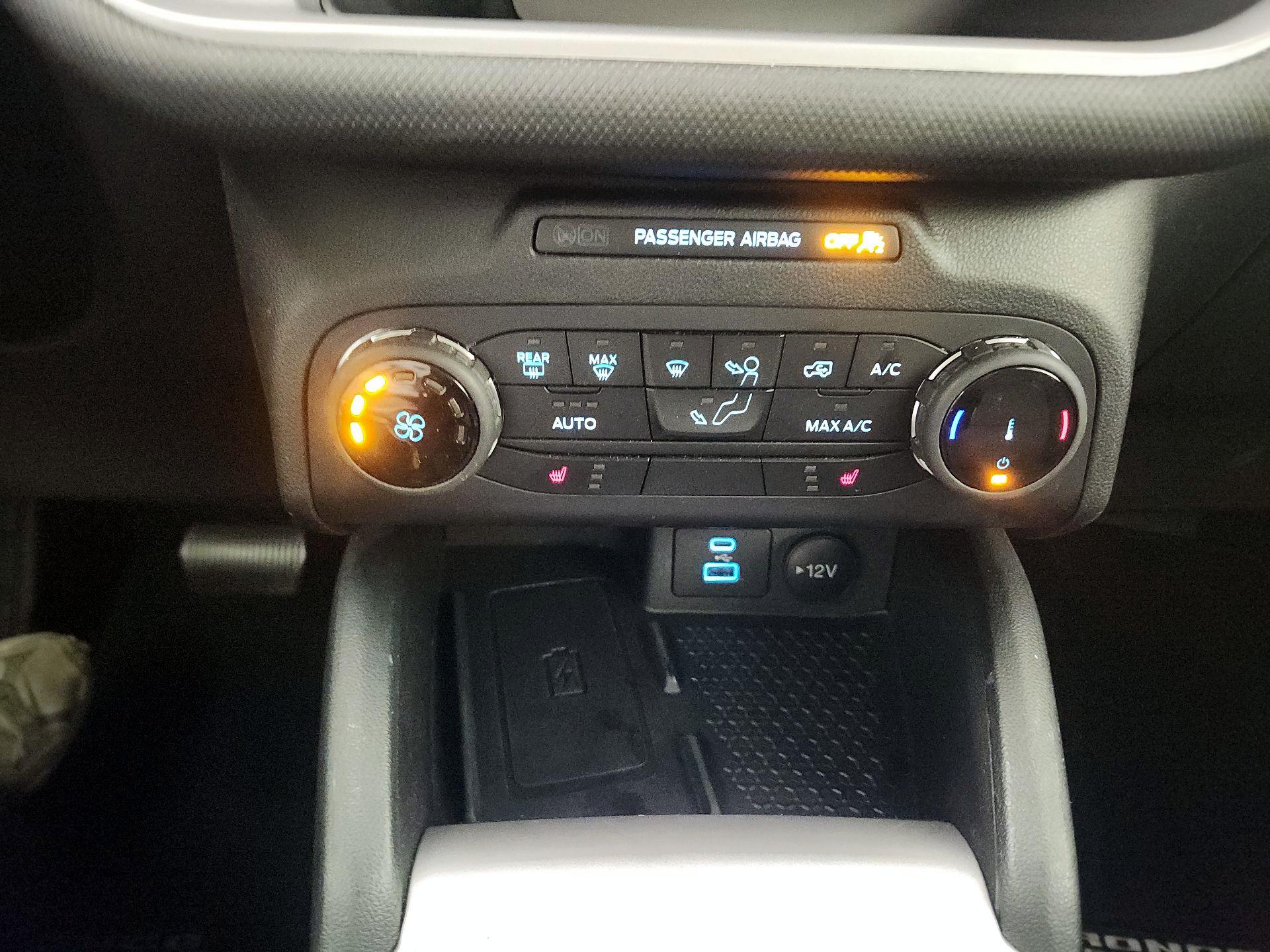 Thumbnail: 2022 Ford Bronco Sport - 14