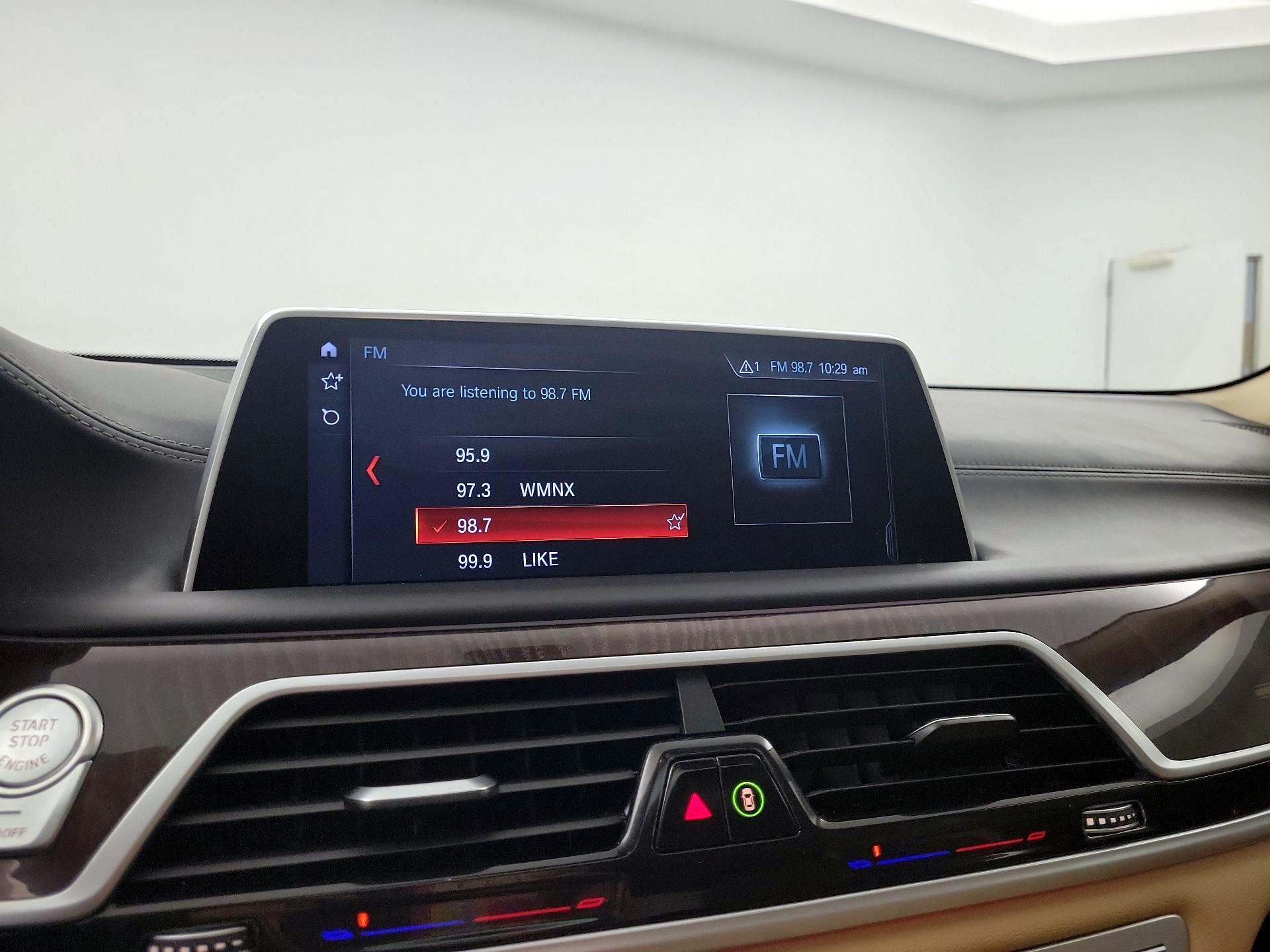 Thumbnail: 2018 BMW 7 Series - 14